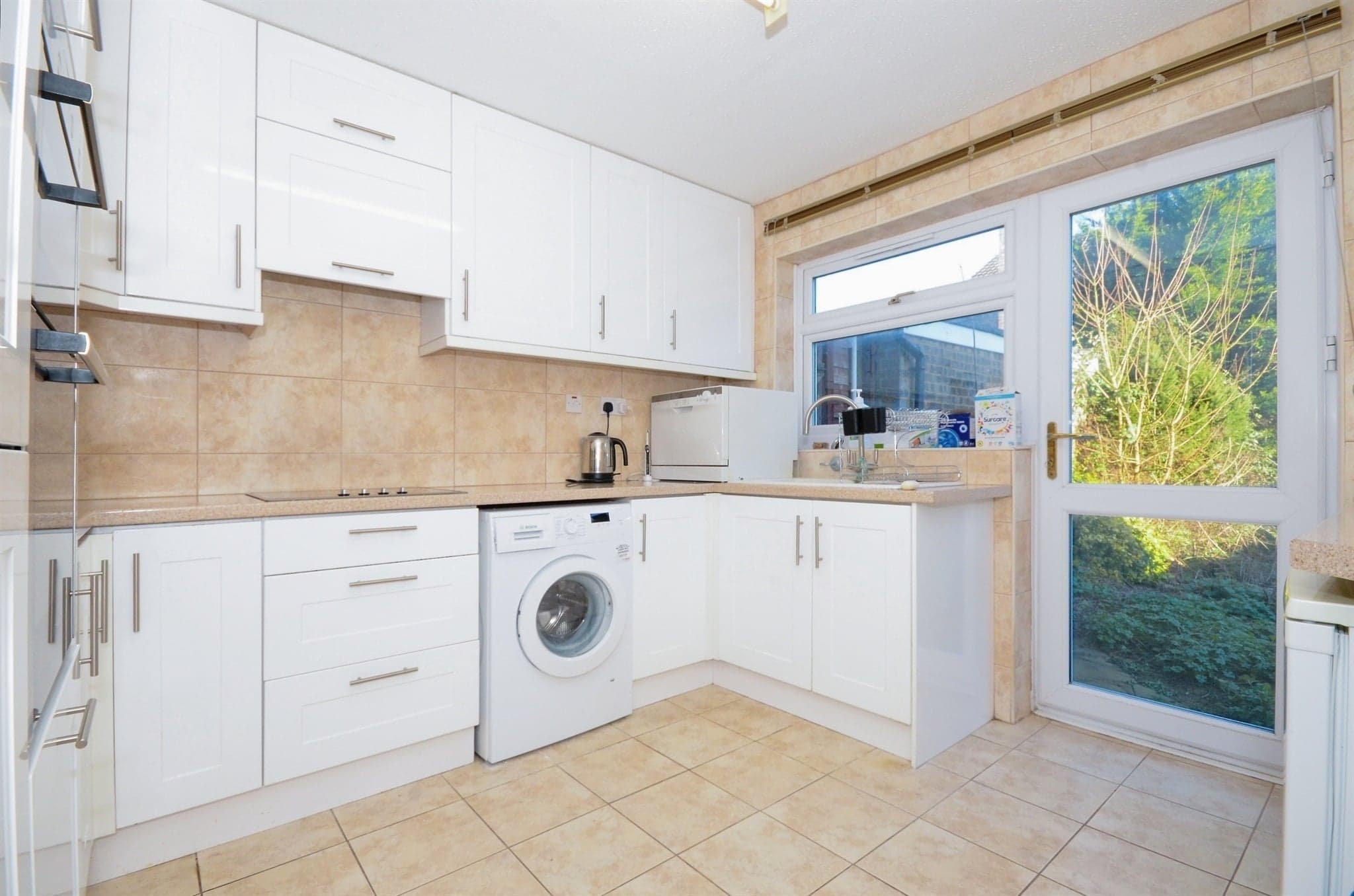 Property at Aldwickbury Crescent, Harpenden