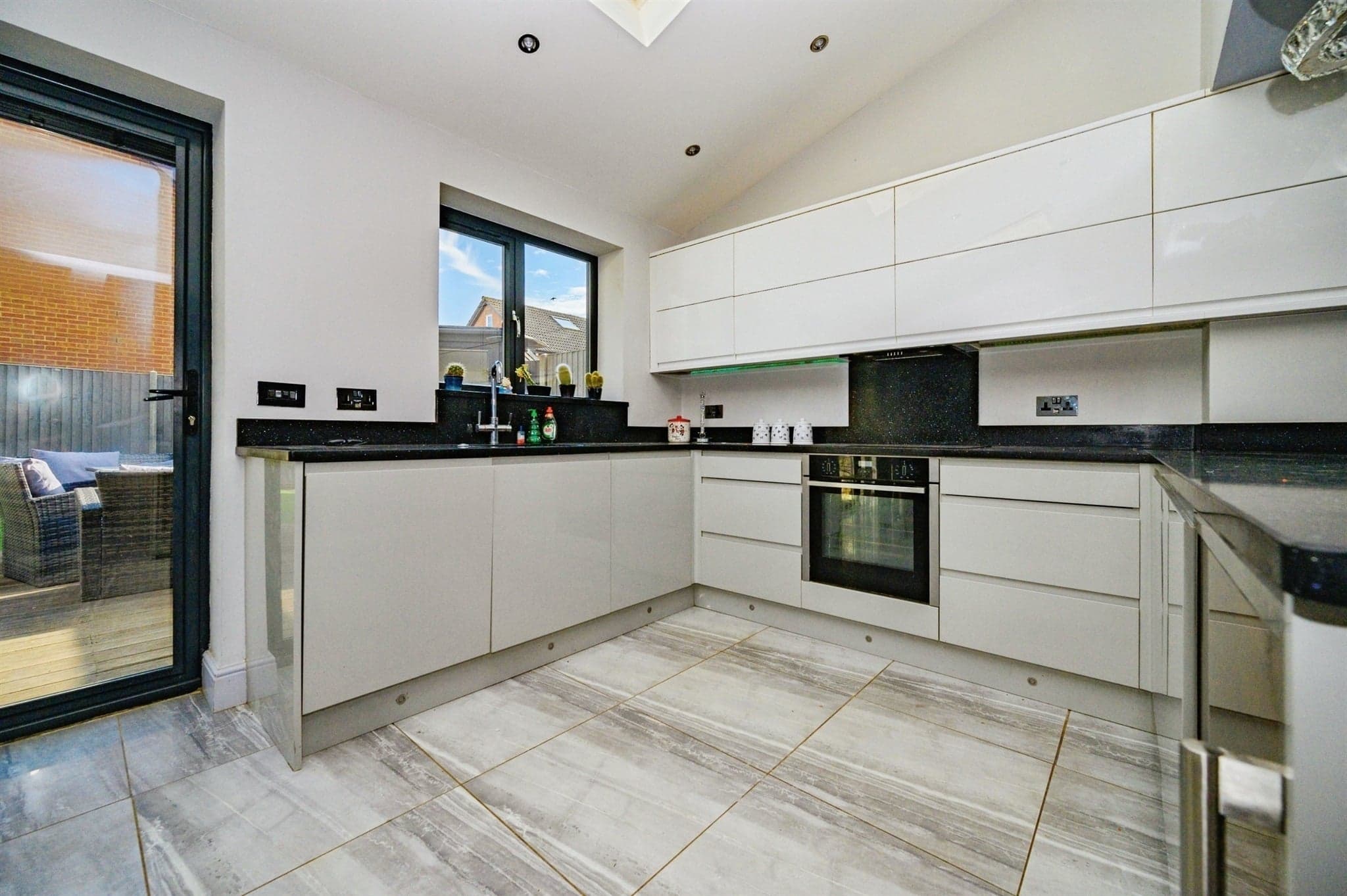 Property at Perham Way, London Colney, St. Albans