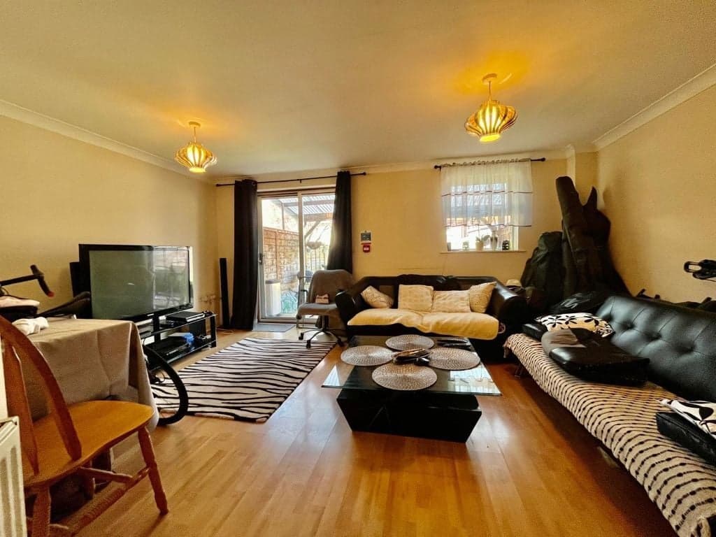 Property at Trent Square, Gillingham