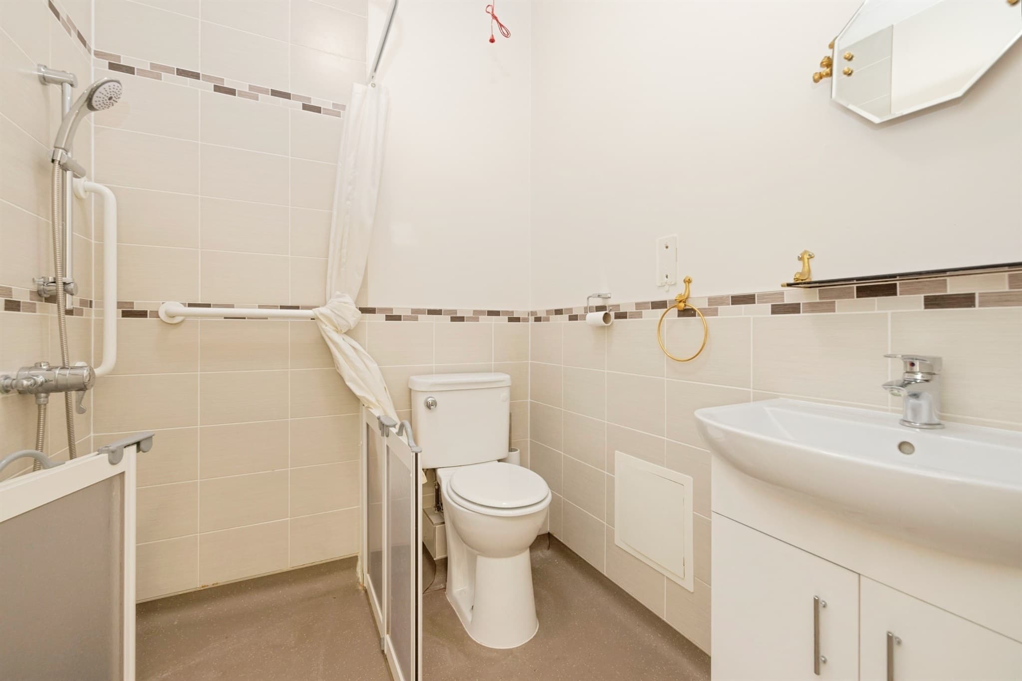 Property at High Street, Bushey