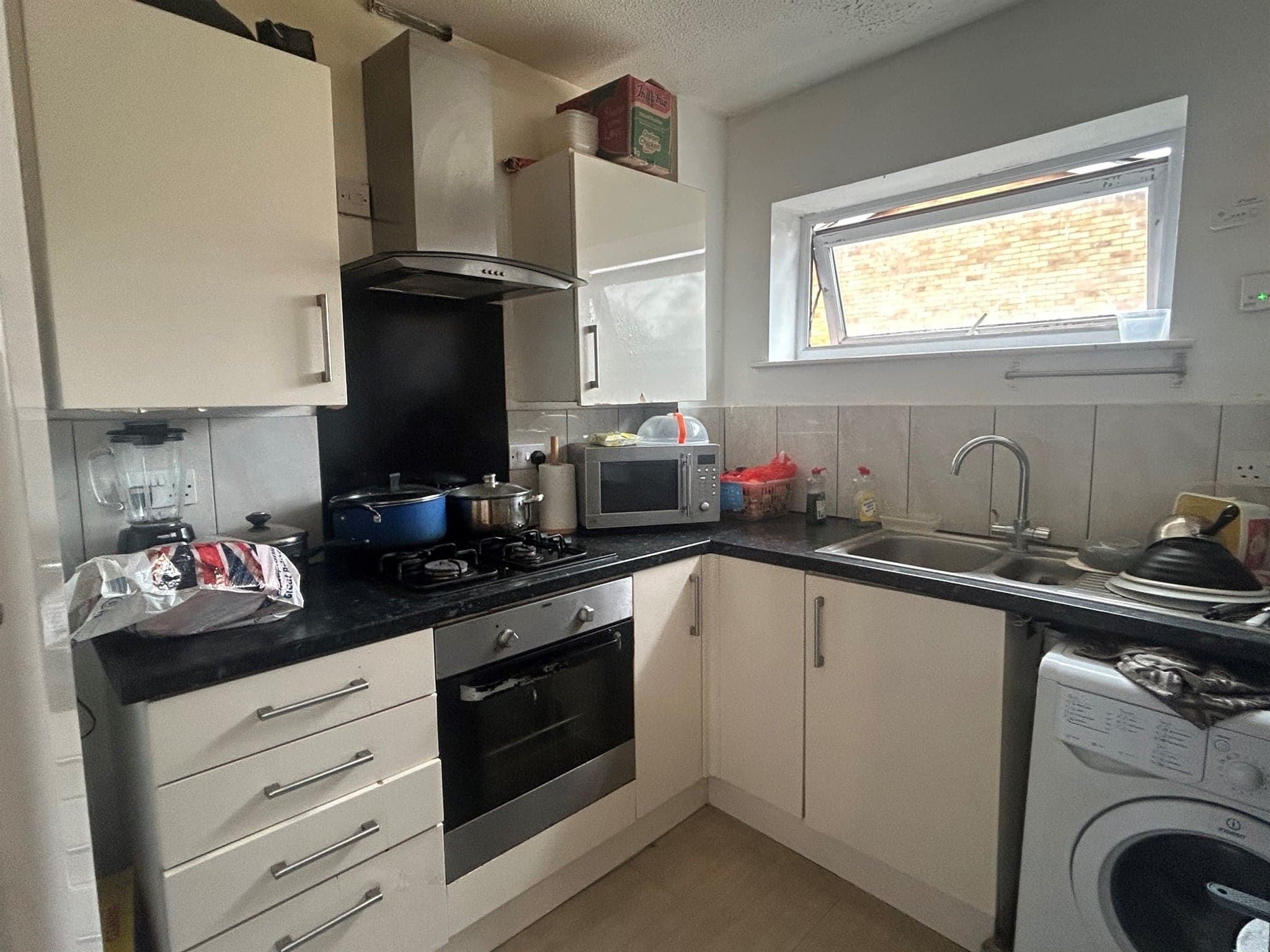 Property at Stockwood Crescent, Luton