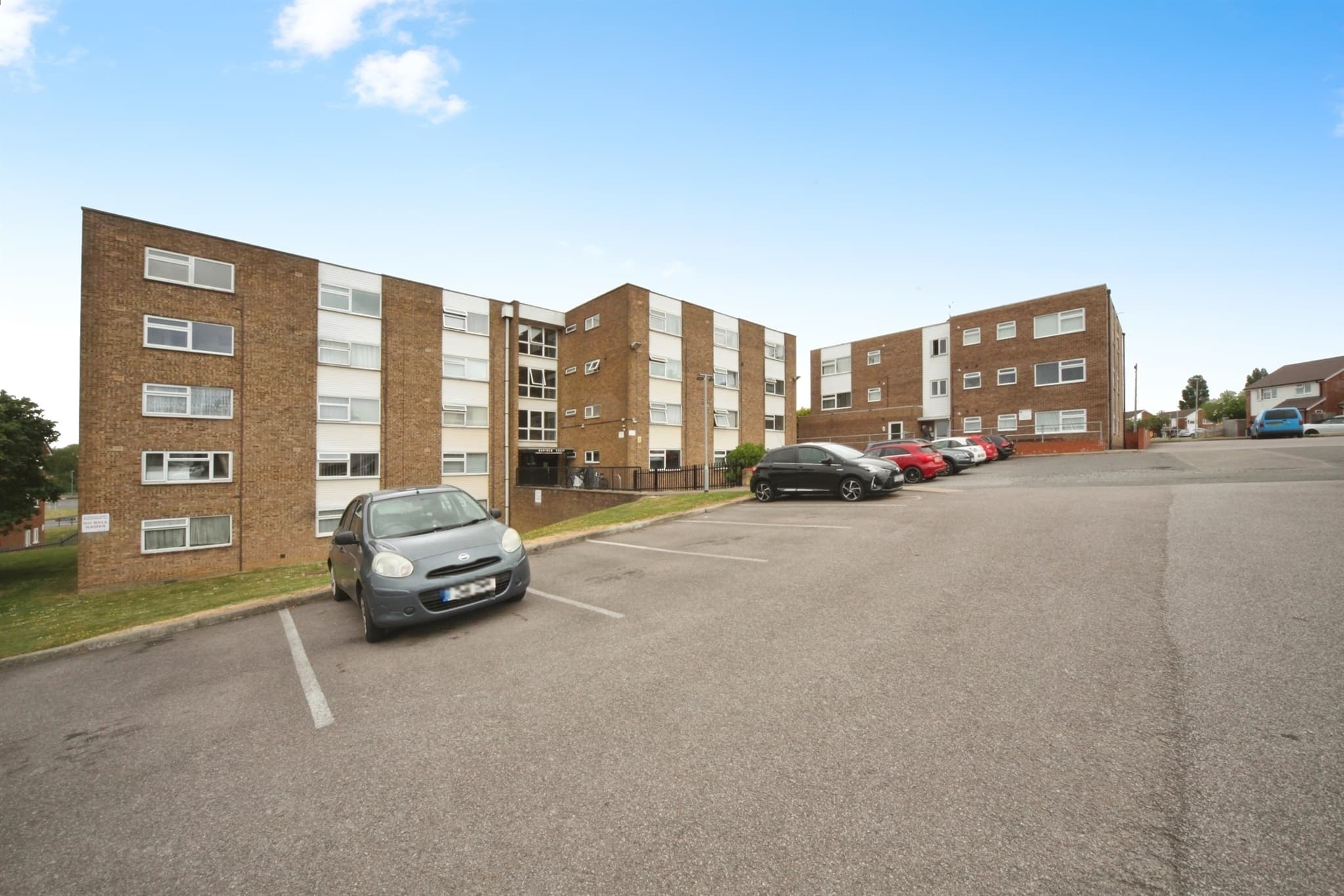 Property at Handcross Road, Luton