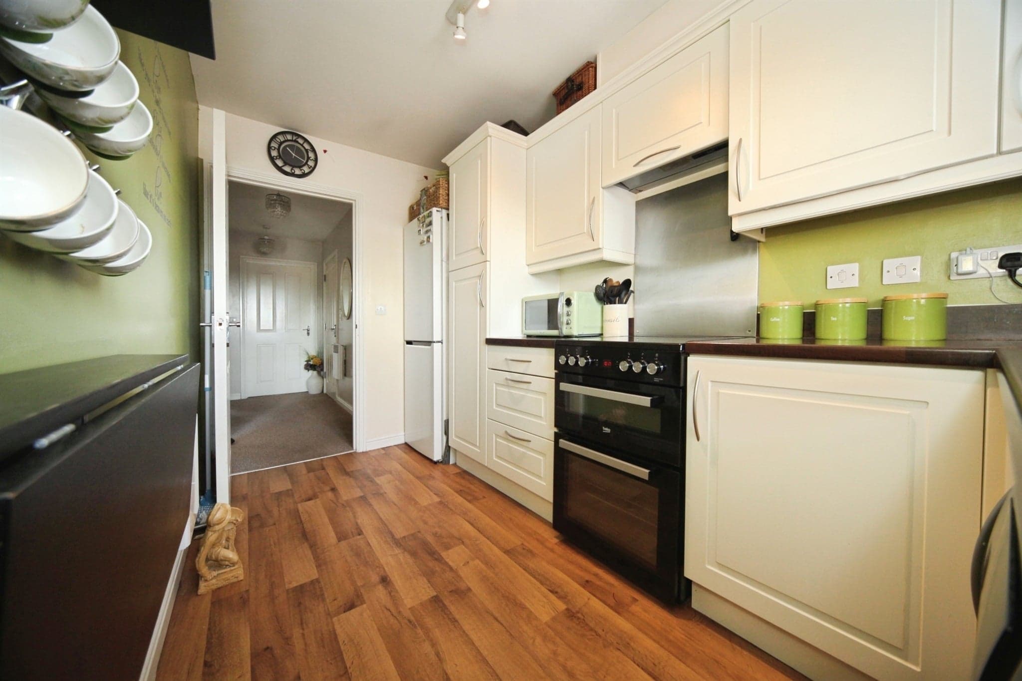 Property at Watling Gardens, DUNSTABLE