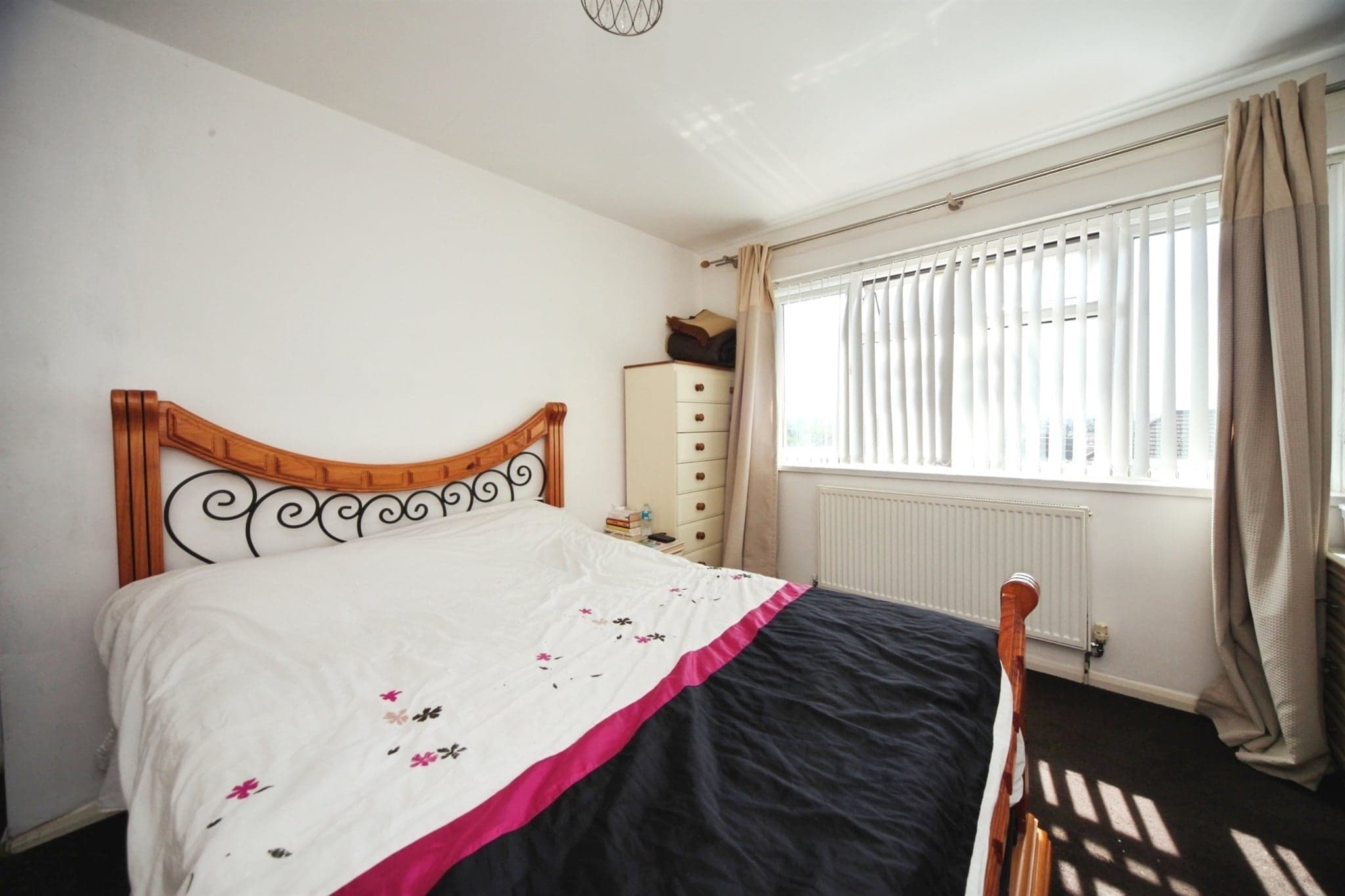 Property at Grampian Way, Luton
