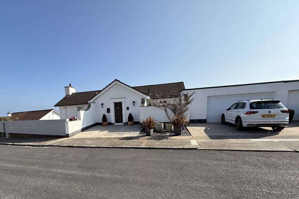 Property at Barcombe Heights, Preston, Paignton