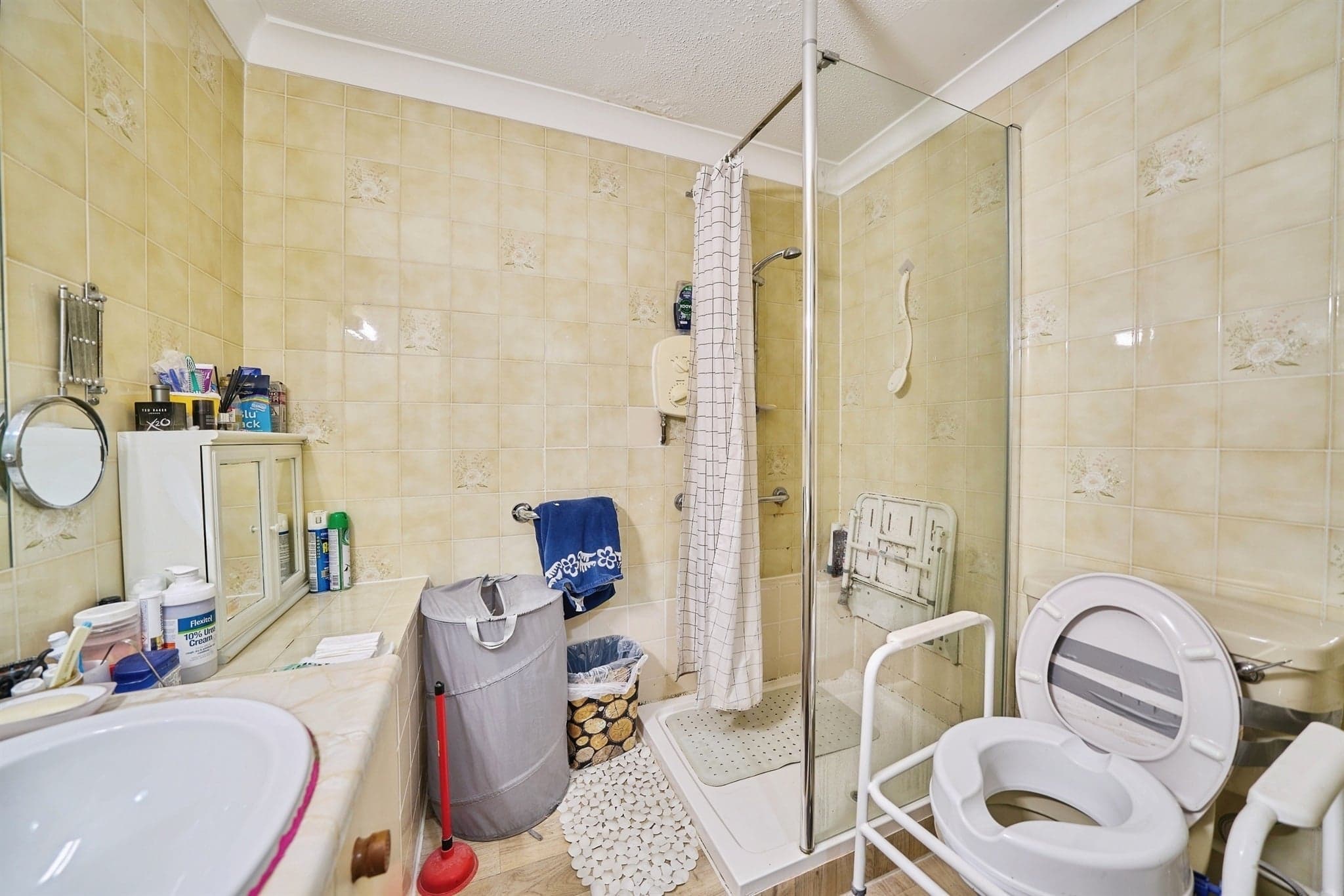 Property at Elstree Road, Bushey Heath, Bushey