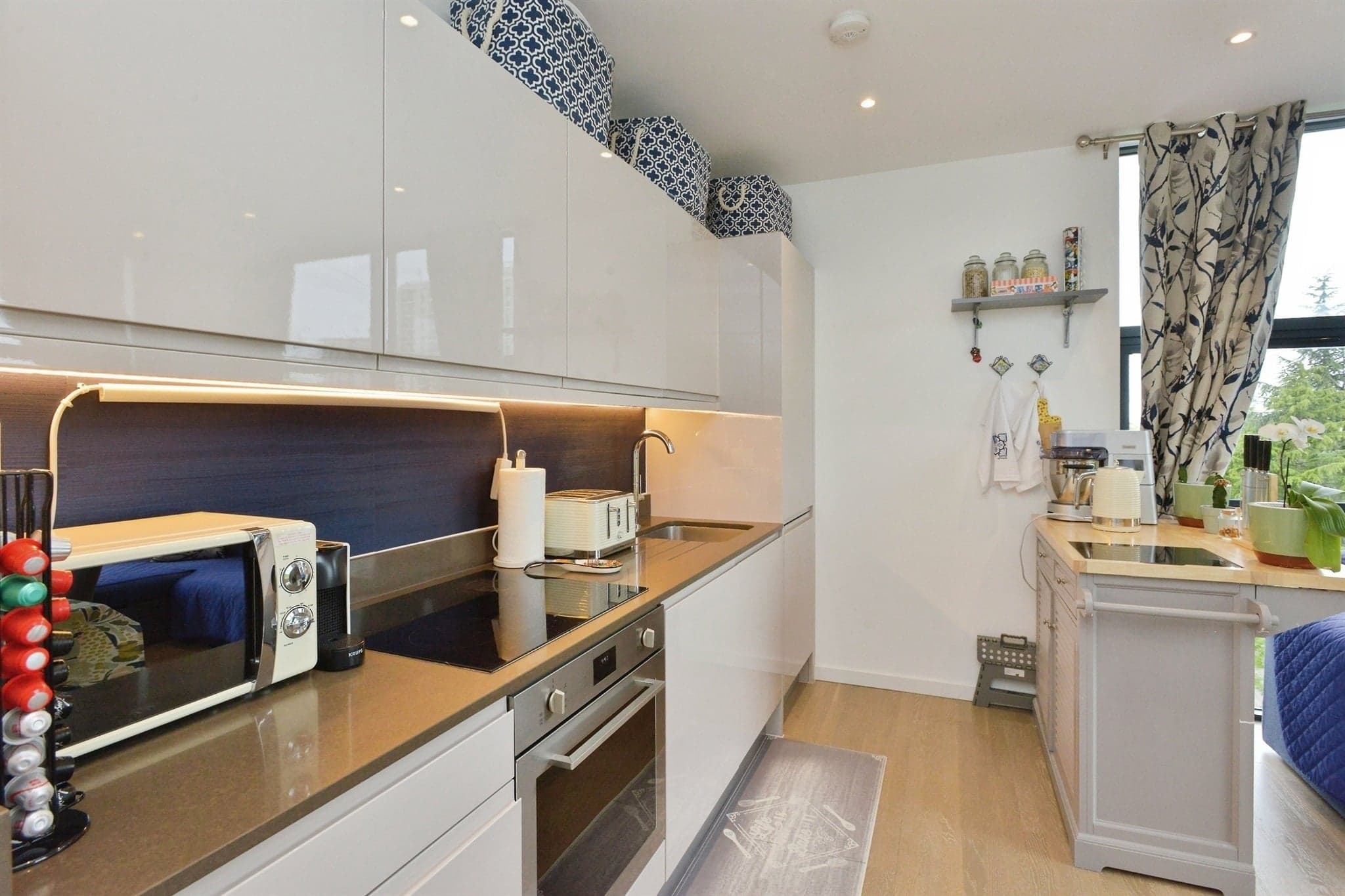 Property at Silbury Boulevard, Milton Keynes