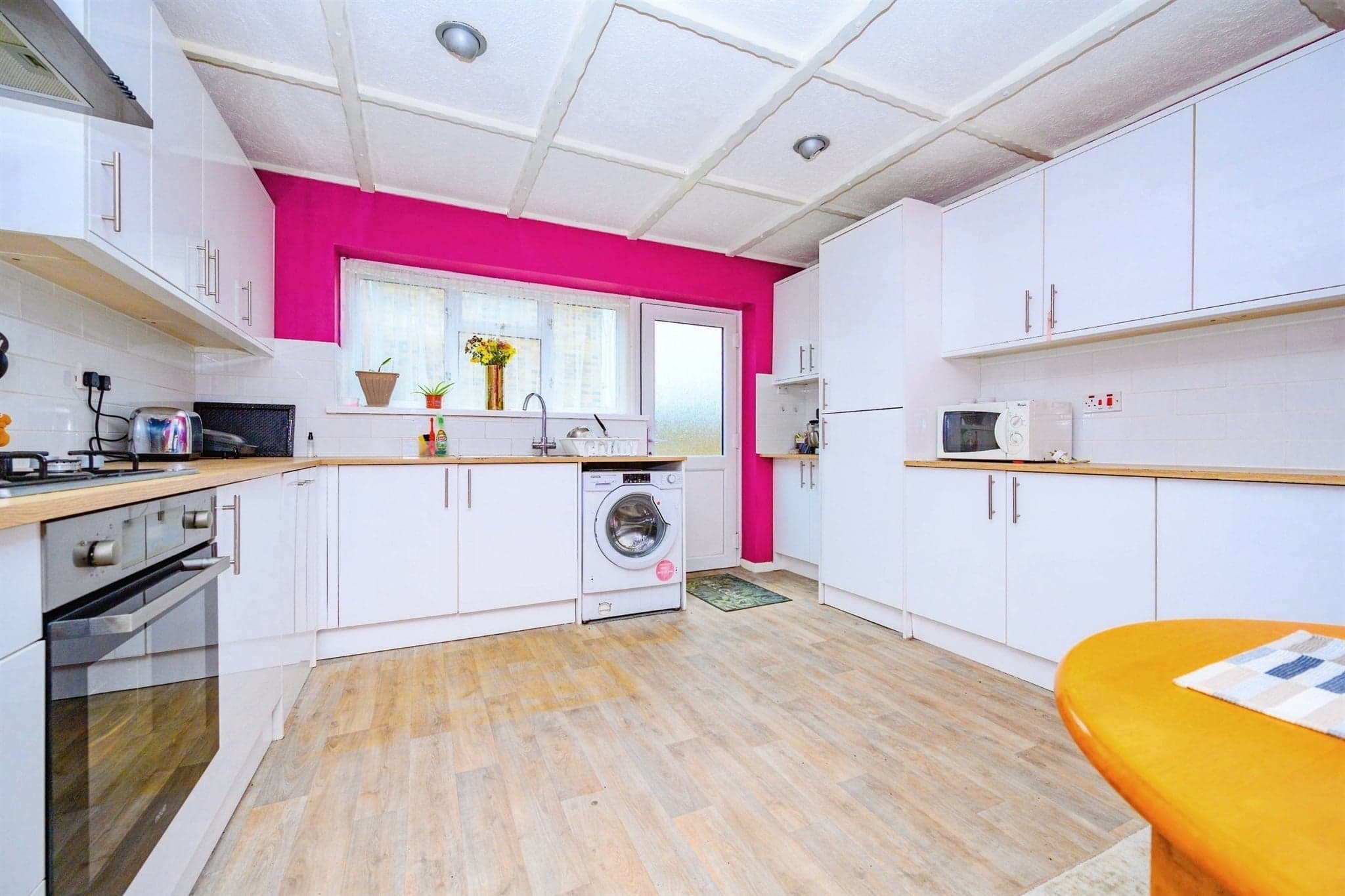 Property at Shanklin Close, Luton