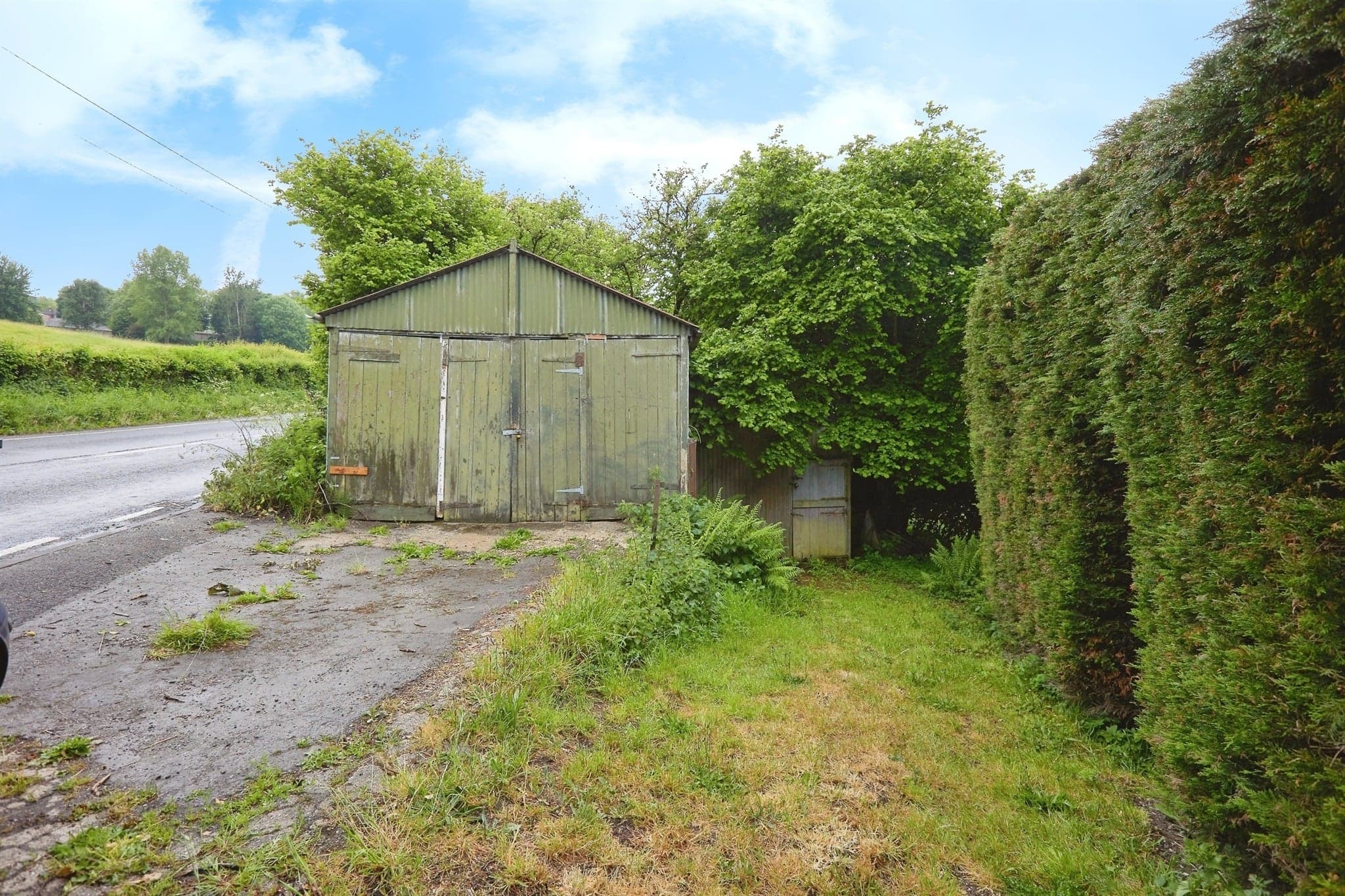 Property at Cann Bridge Cottages, Melbury Abbas, Shaftesbury