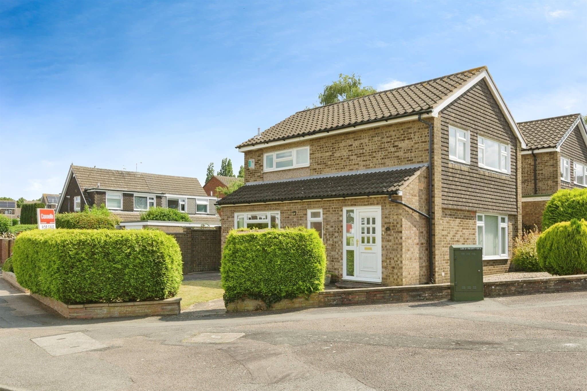 Property at Rushton Drive, Leicester