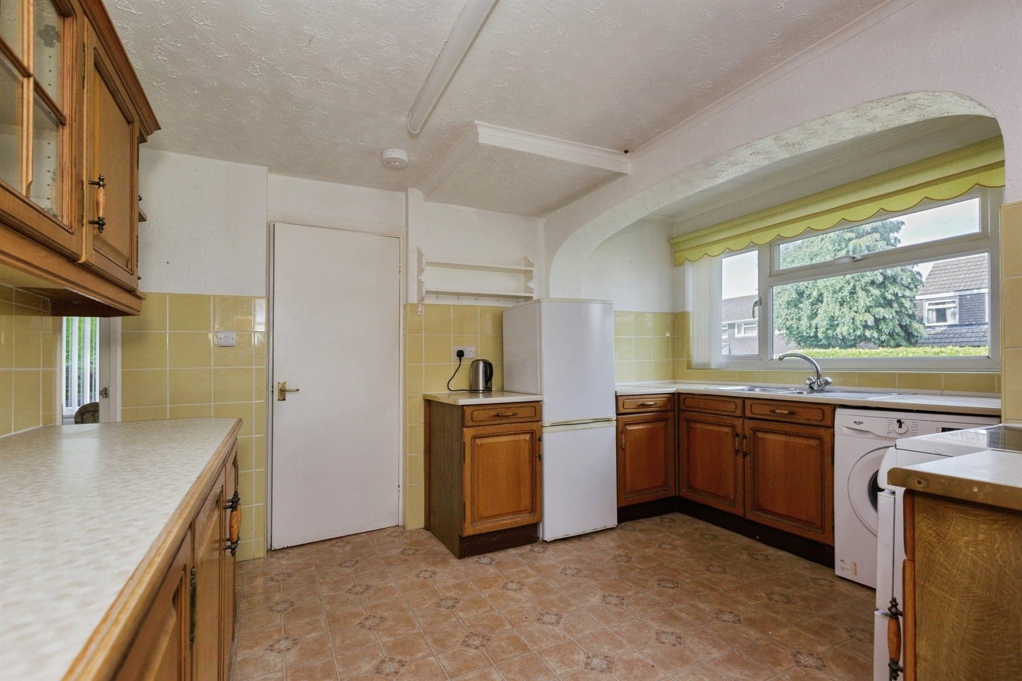 Property at Rushton Drive, Leicester