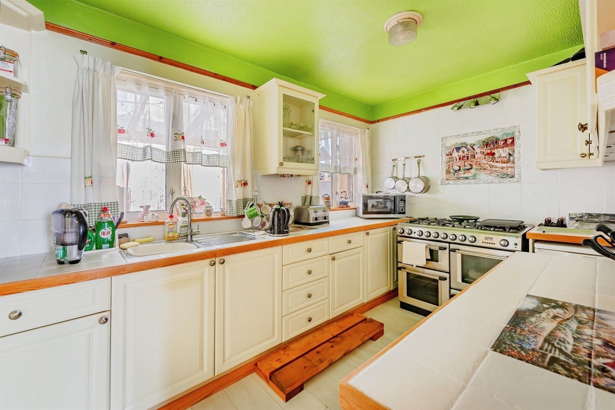 Property at Beechwood Villas, Redhill