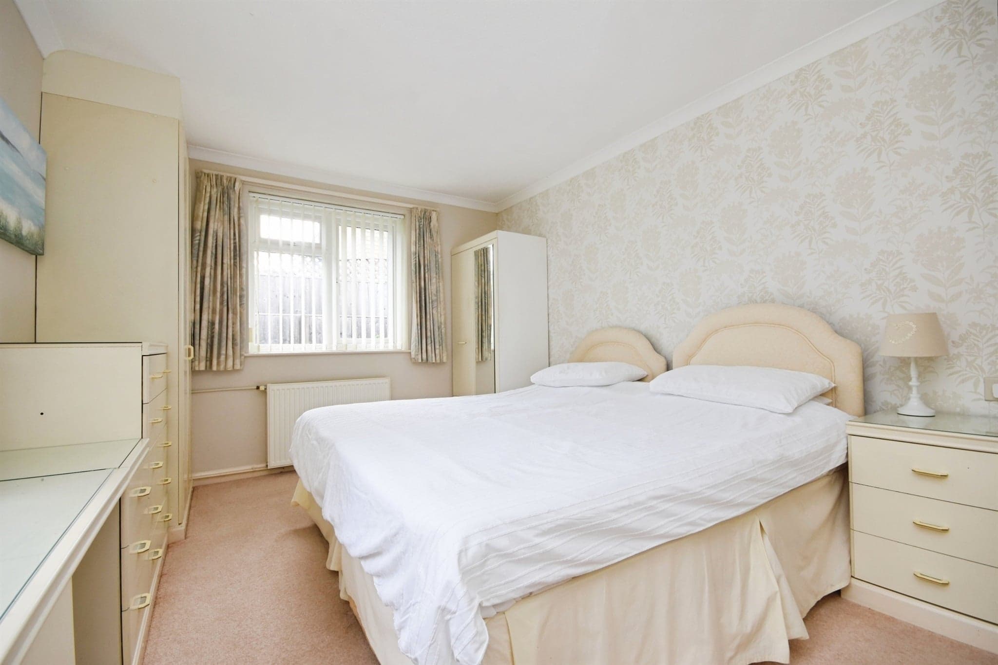 Property at Cromwell Avenue, Billericay