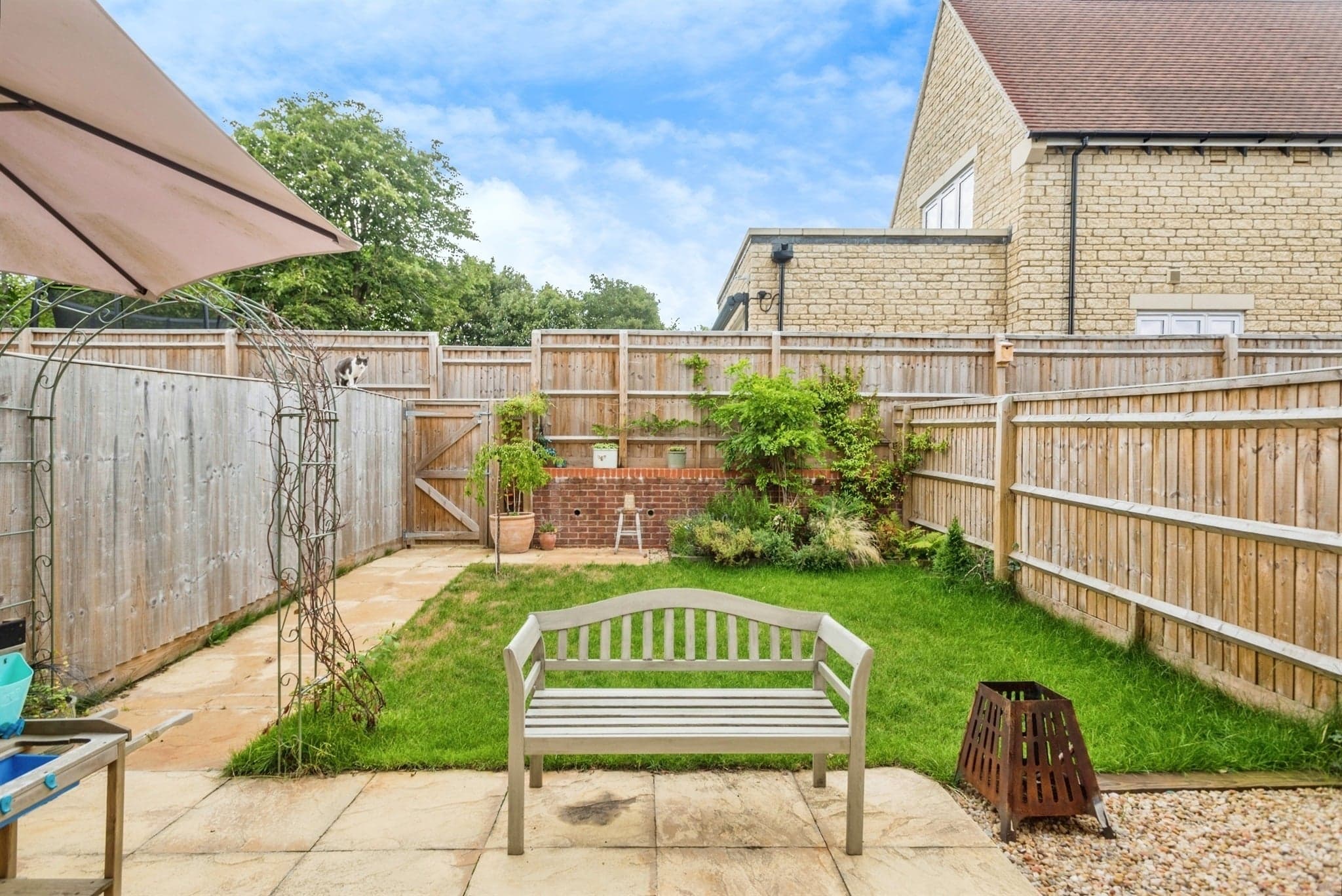 Property at Olivers Close, Long Hanborough, Witney