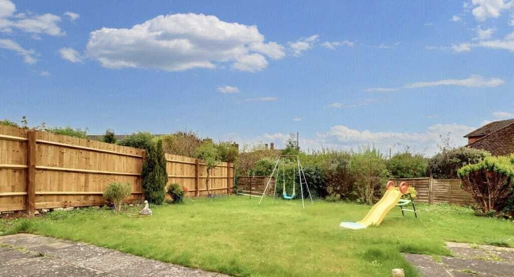 Property at Welbury Avenue, Luton