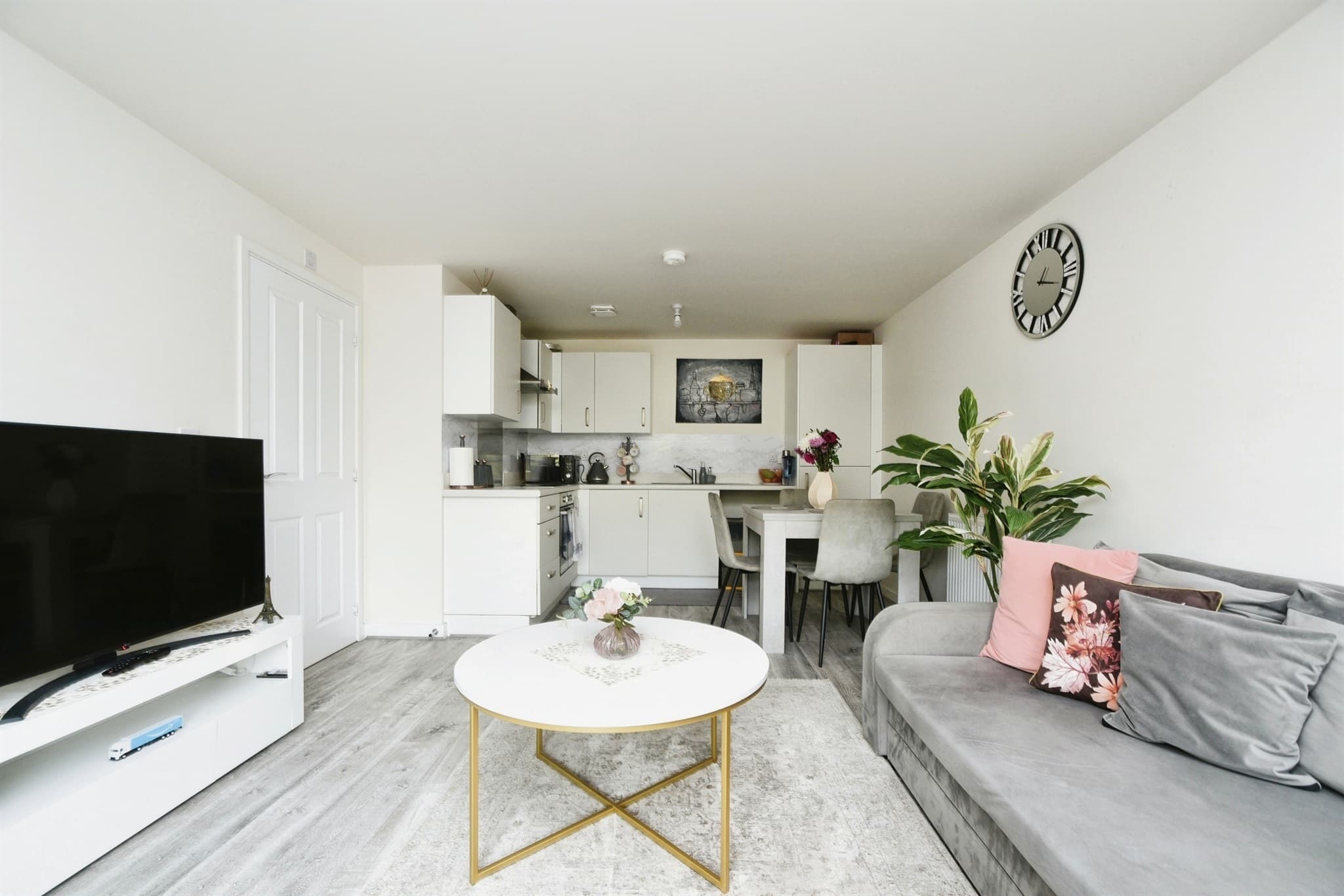 Property at Smiths Lane, SWINDON