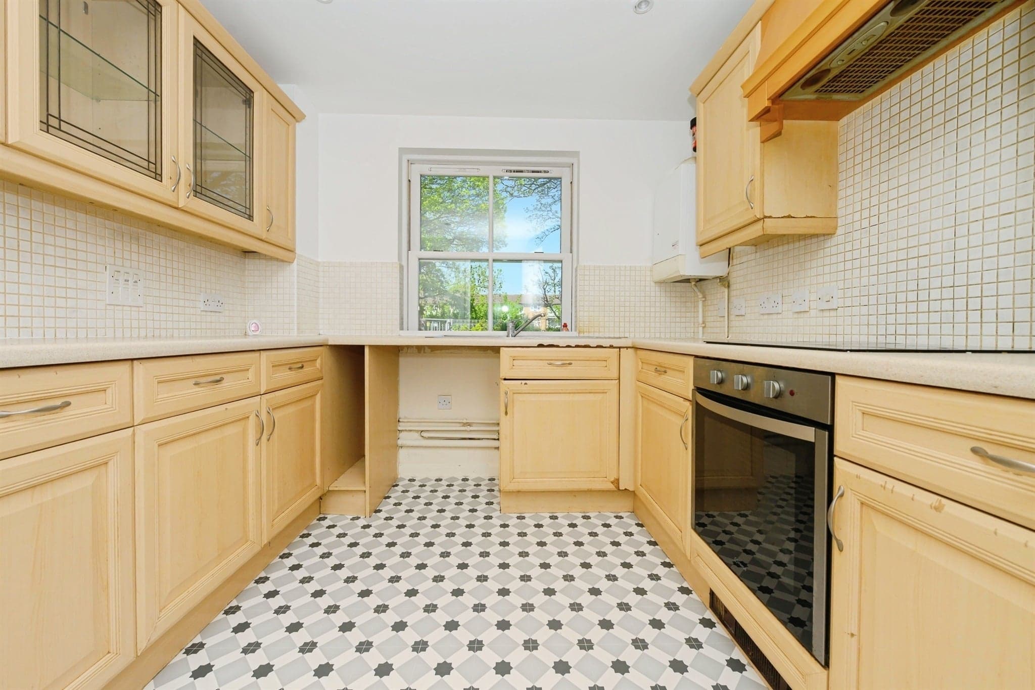 Property at Queensway, Hemel Hempstead
