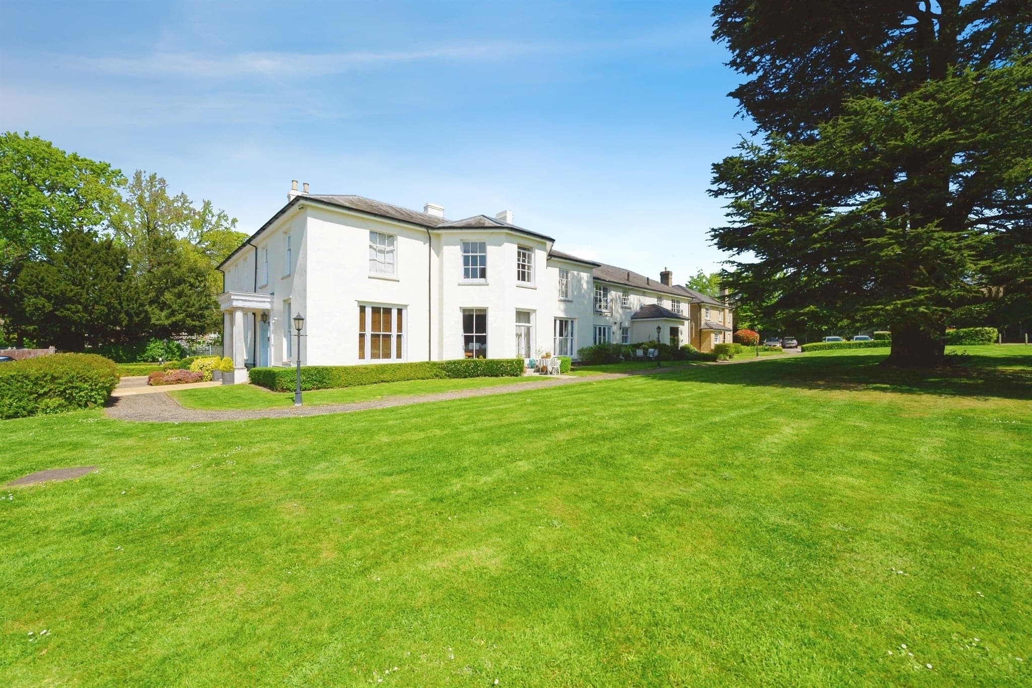 Property at Queensway, Hemel Hempstead