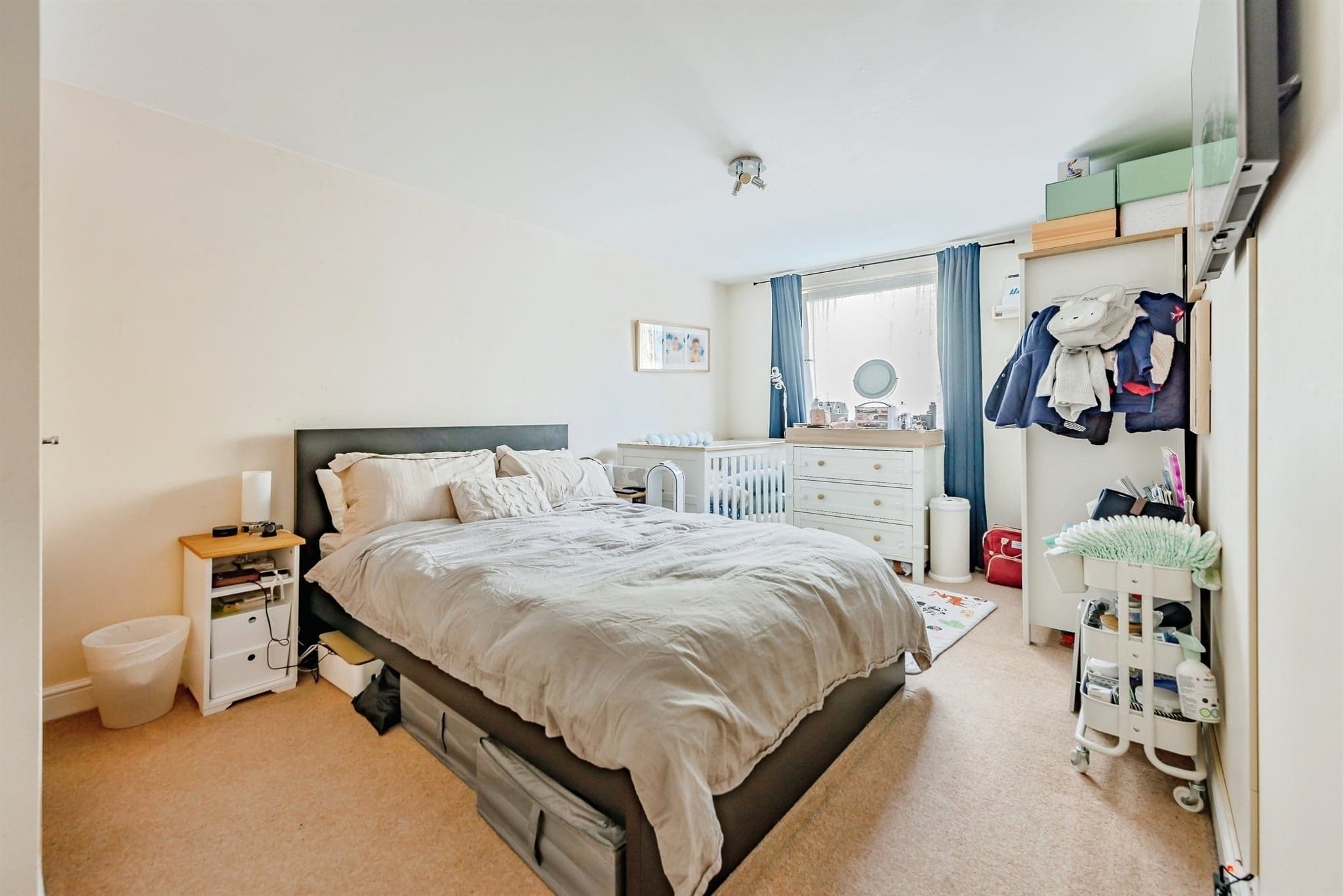 Property at Commonwealth Drive, Crawley