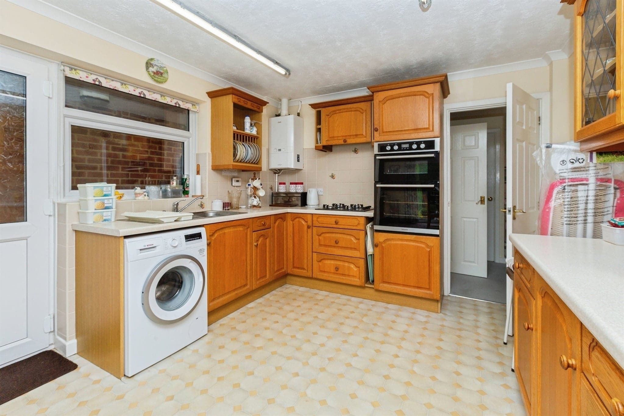 Property at Corfe Close, Aylesbury