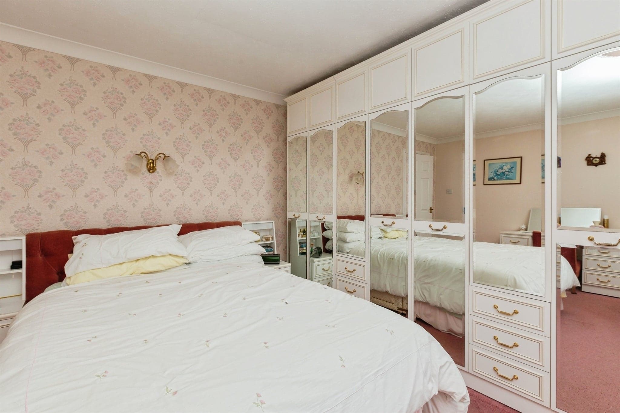 Property at Corfe Close, Aylesbury