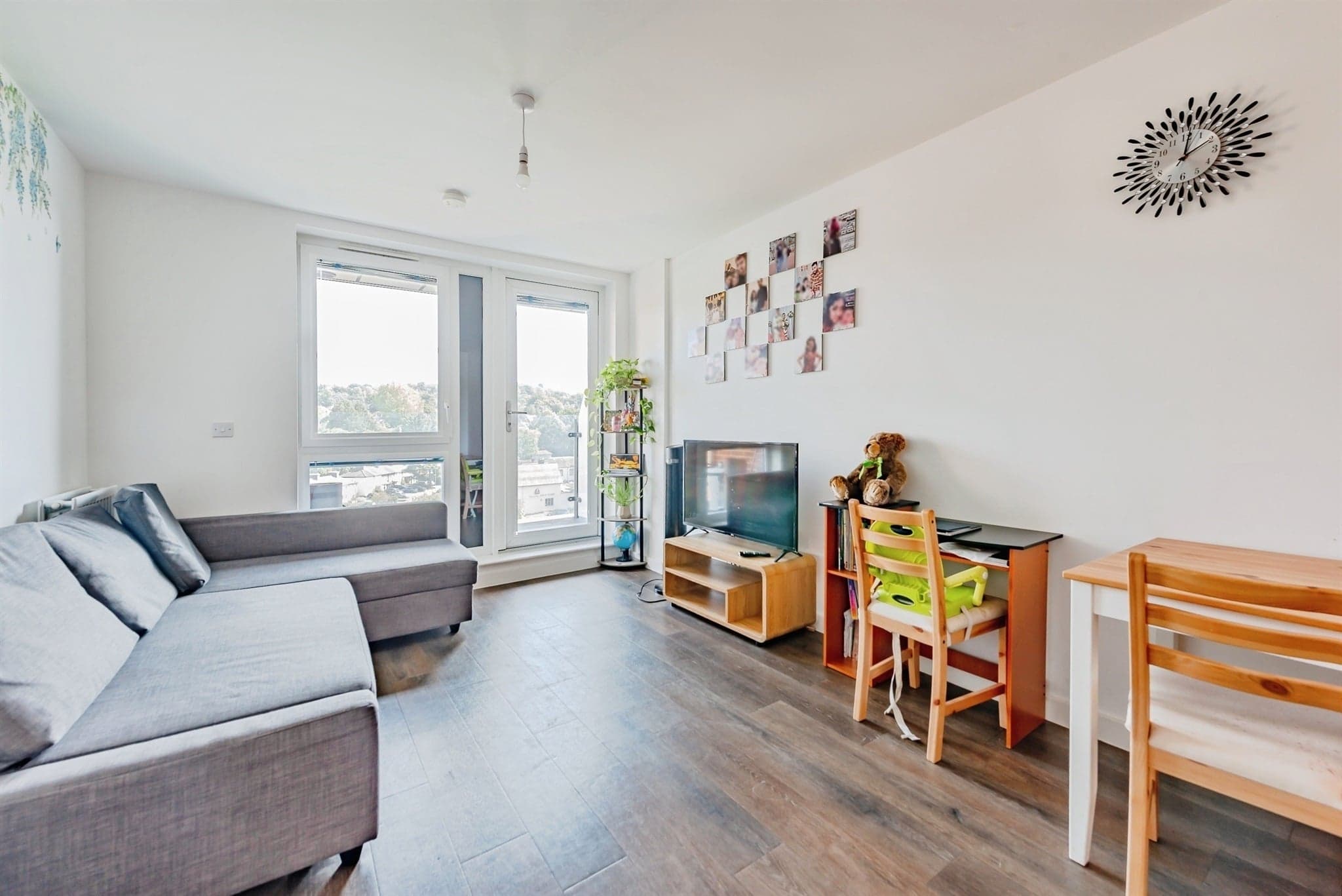 Property at Marketfield Way, Redhill