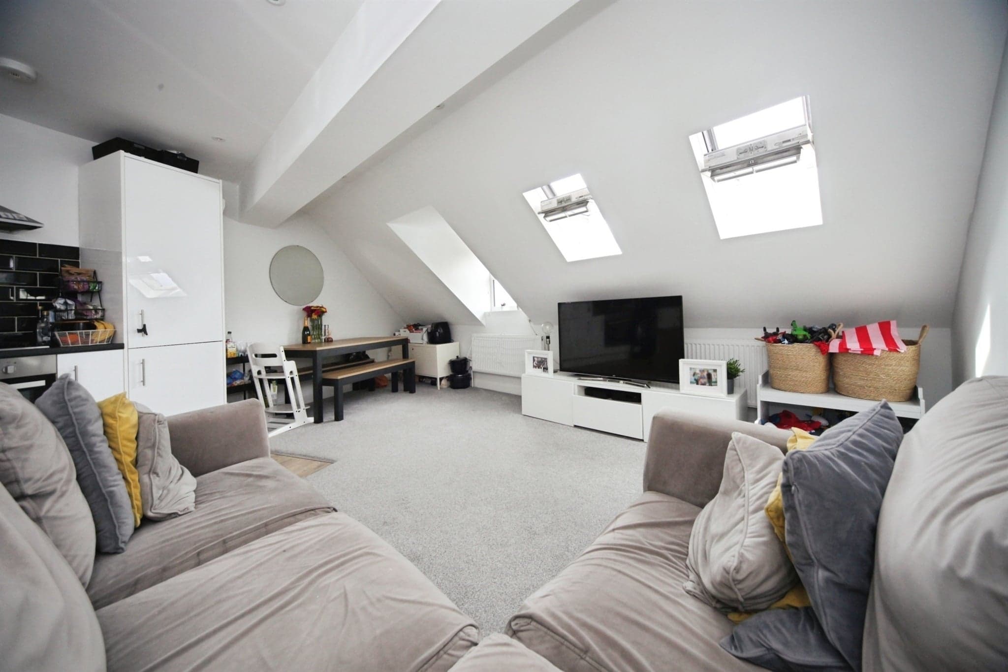Property at Catsbrook Road, Luton