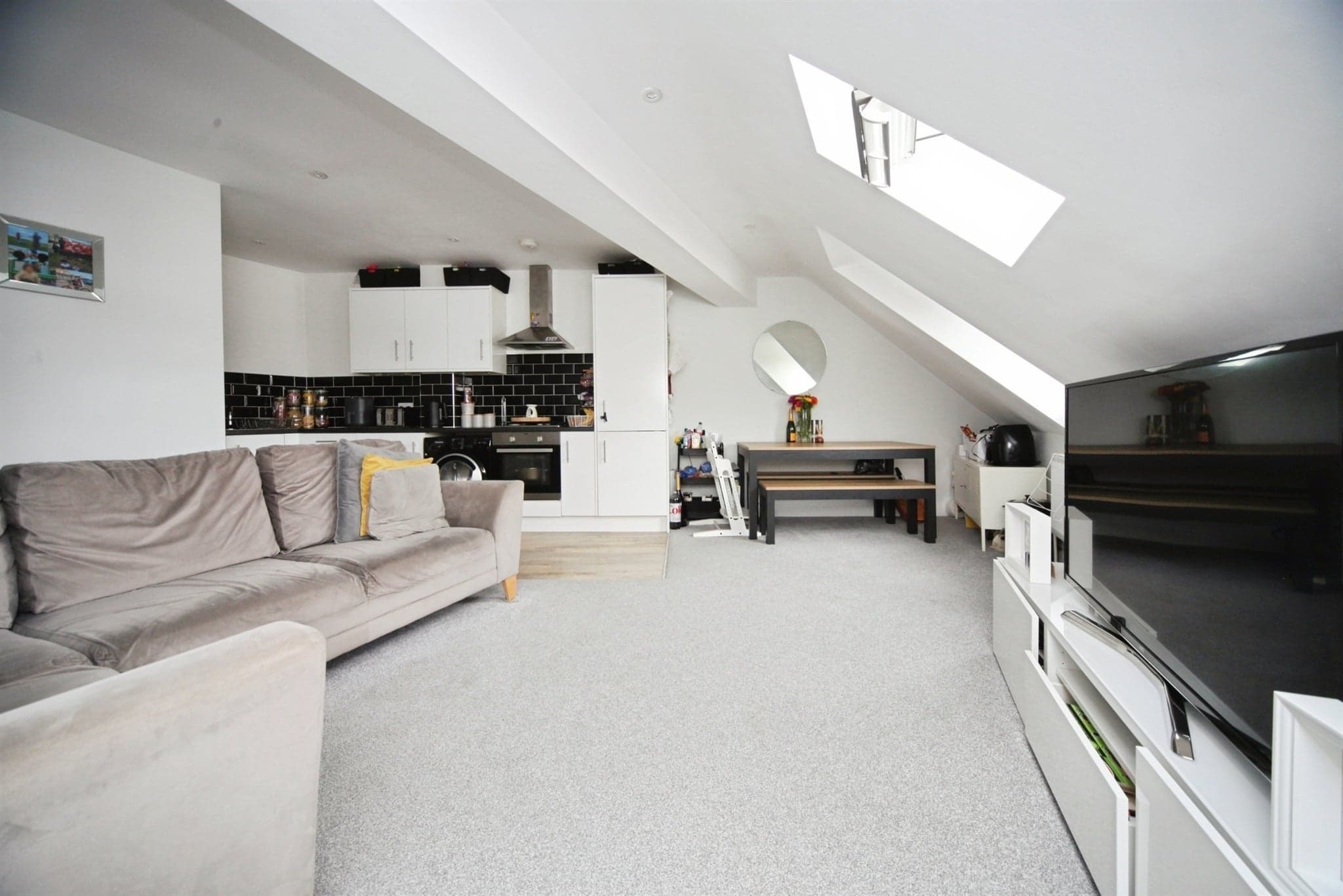 Property at Catsbrook Road, Luton