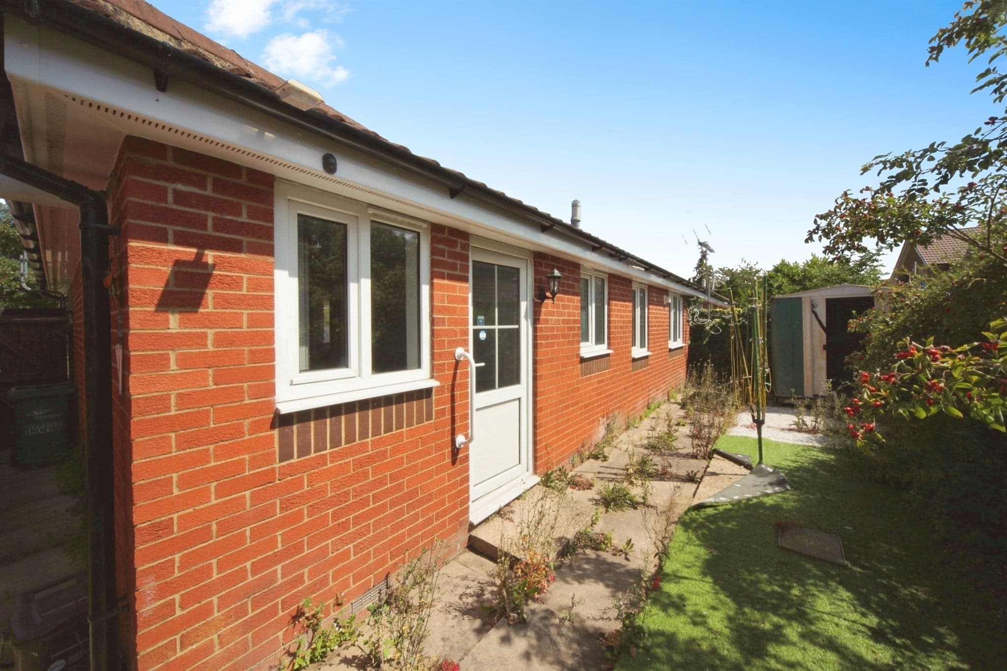 Property at New Woodfield Green, Dunstable