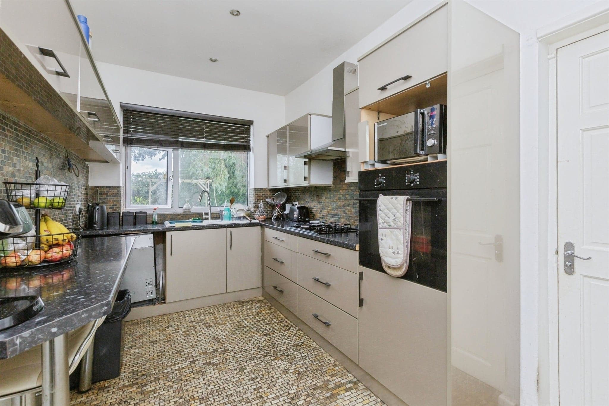 Property at Spencefield Lane, Leicester