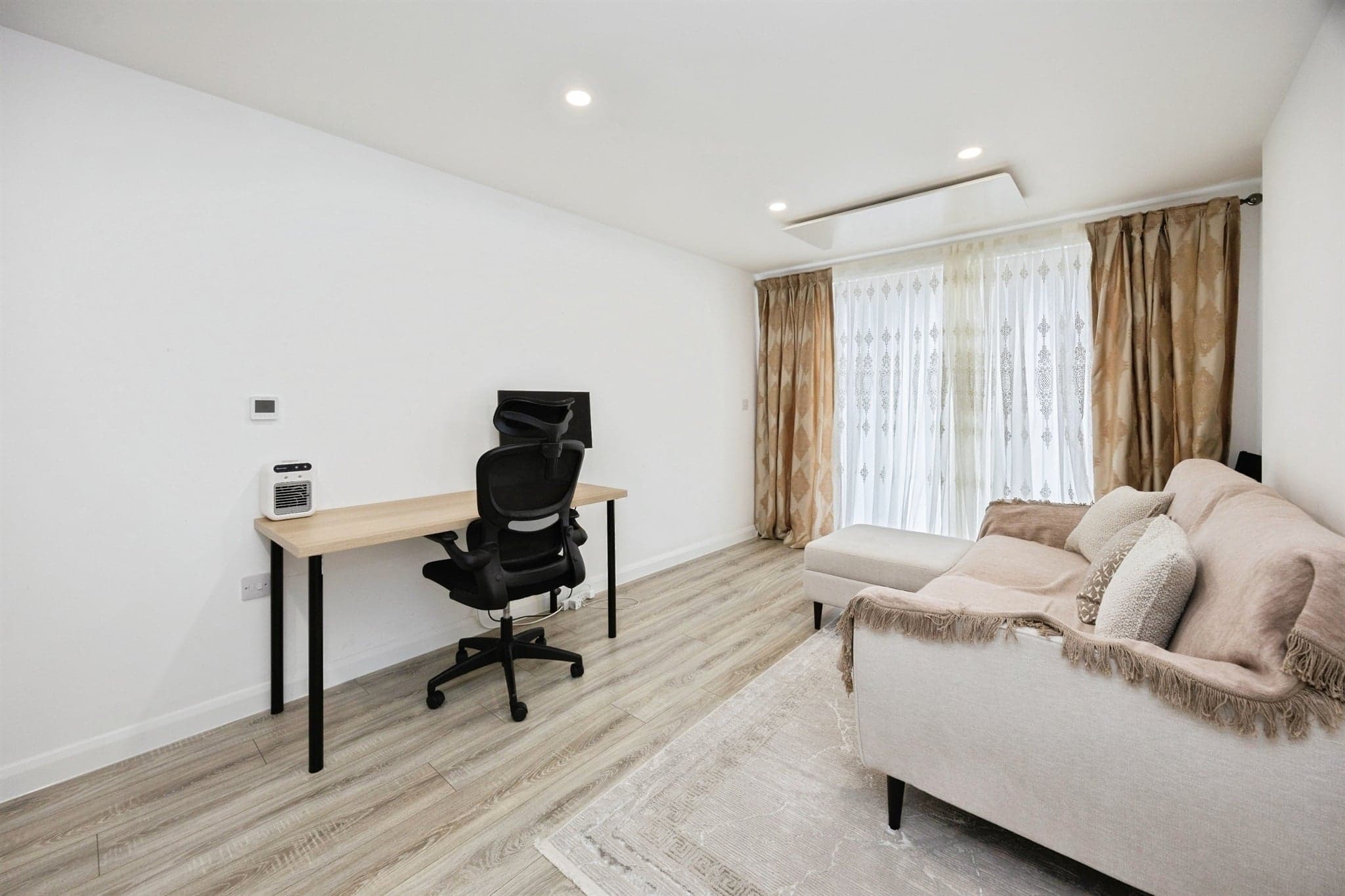 Property at Newtown Apartments, Newtown Road, Ashford