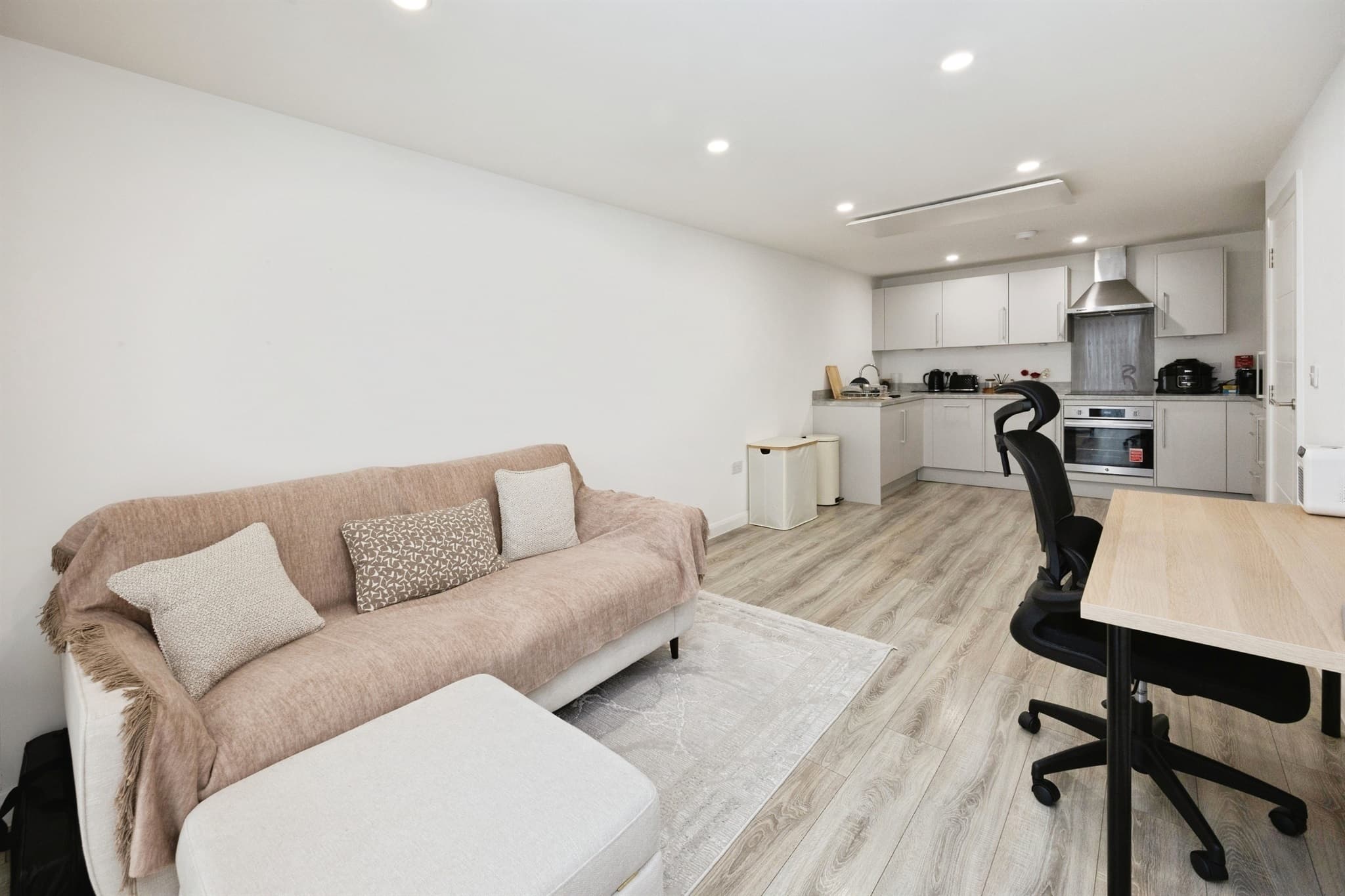 Property at Newtown Apartments, Newtown Road, Ashford