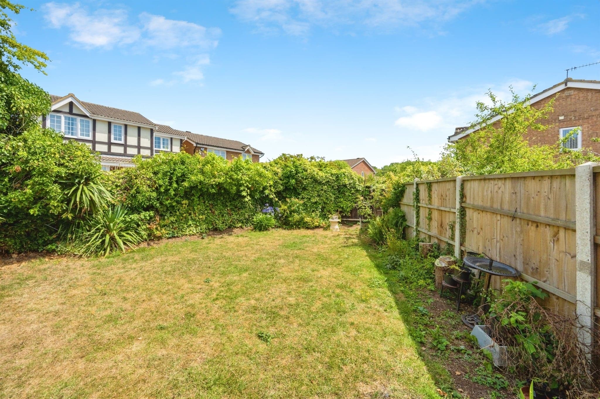 Property at Kilmarnock Drive, Luton