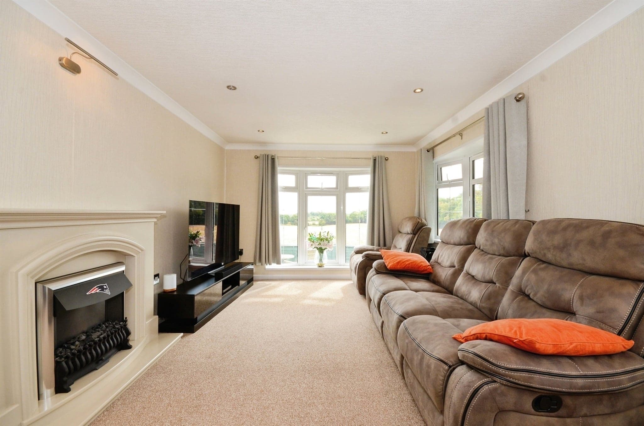 Property at Half Moon Lane, Pepperstock, Luton