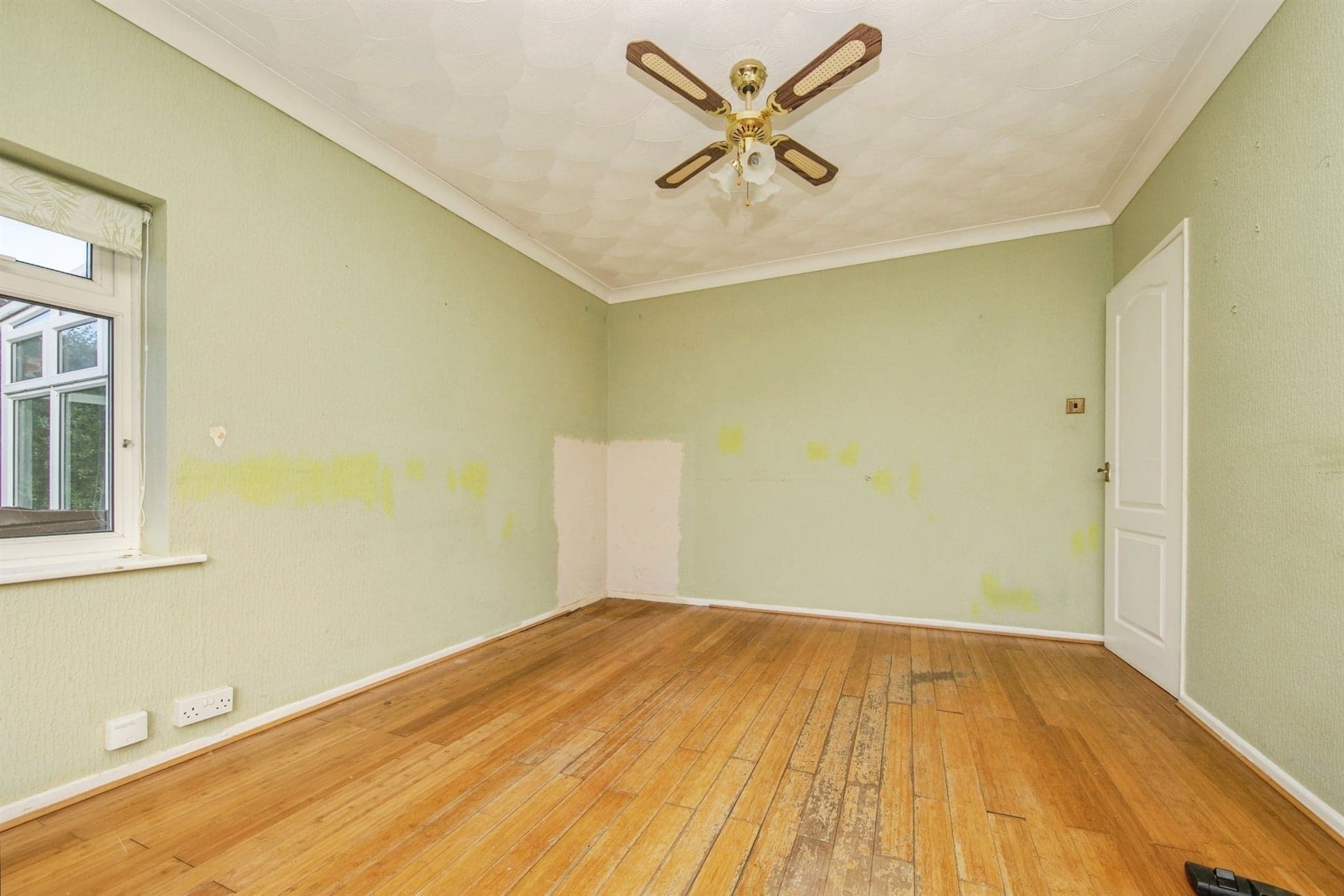 Property at Kreswell Grove, Harwich