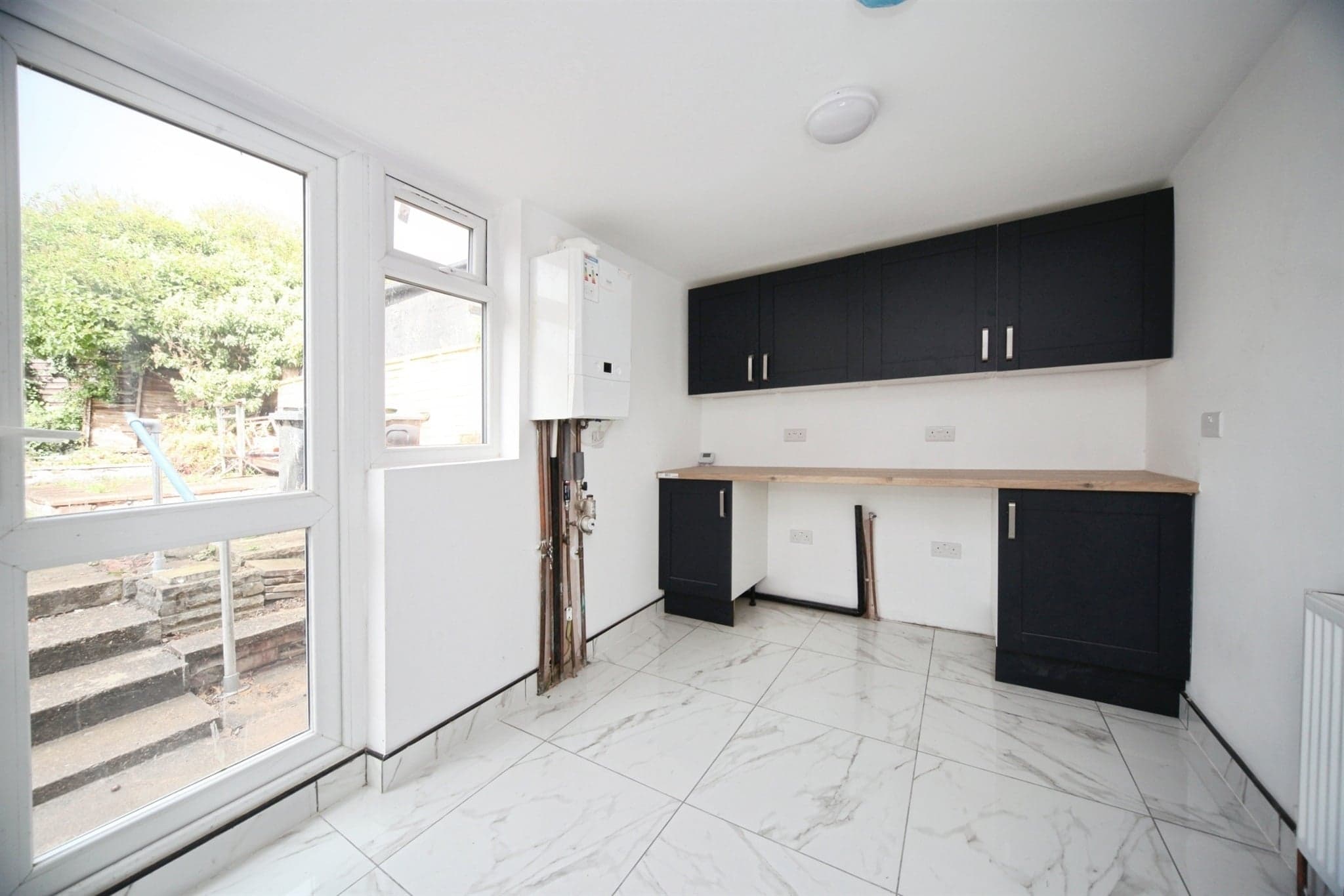Property at Kendal Close, Luton