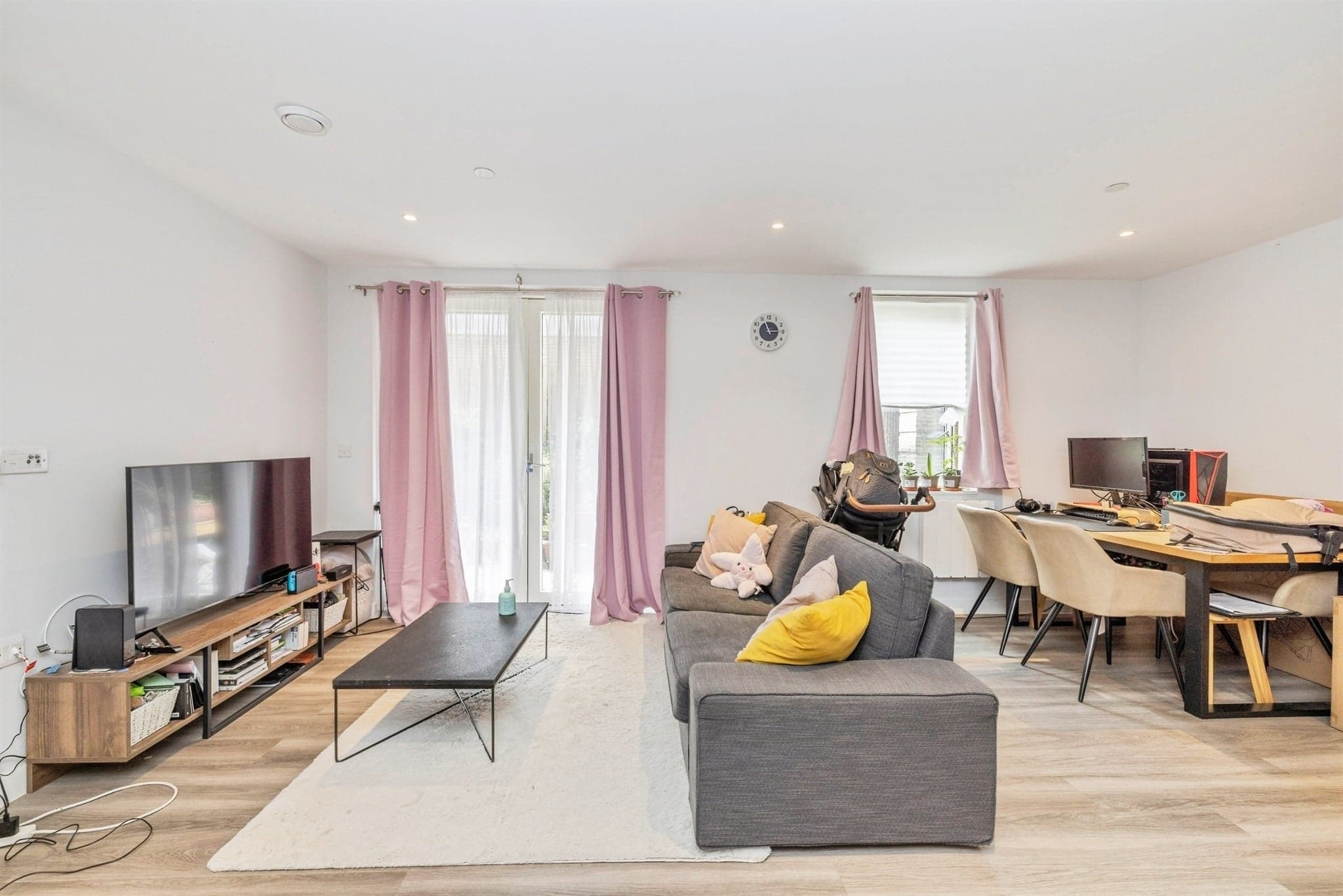 Property at St. Johns Road, Watford