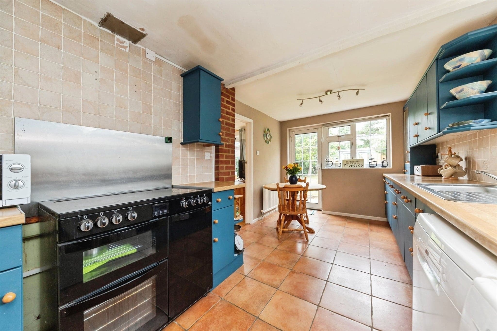 Property at North Avenue, Letchworth Garden City