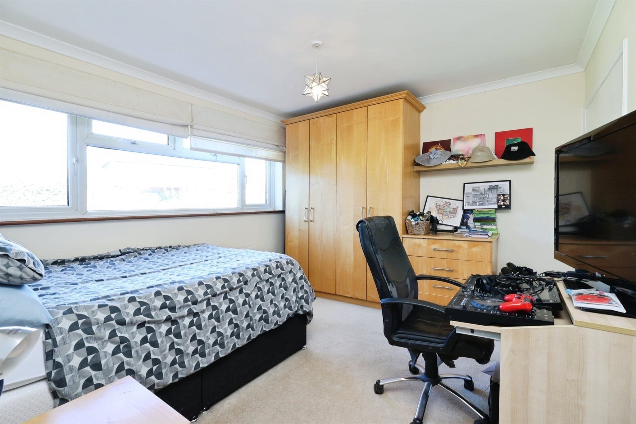 Property at Magnaville Road, Bushey Heath, Bushey