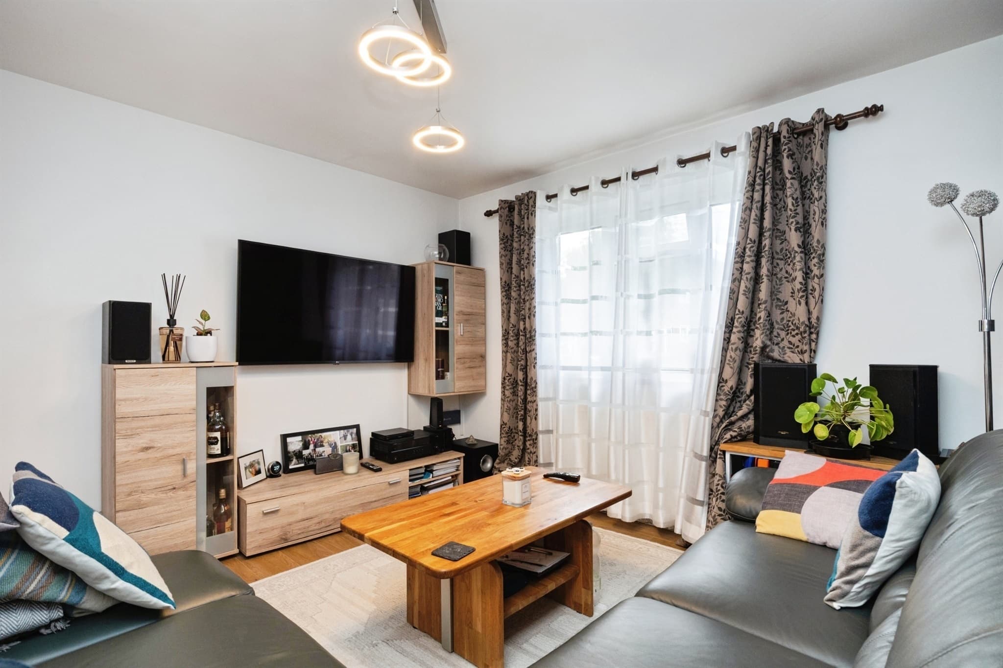 Property at Pinewood Road, Tunbridge Wells