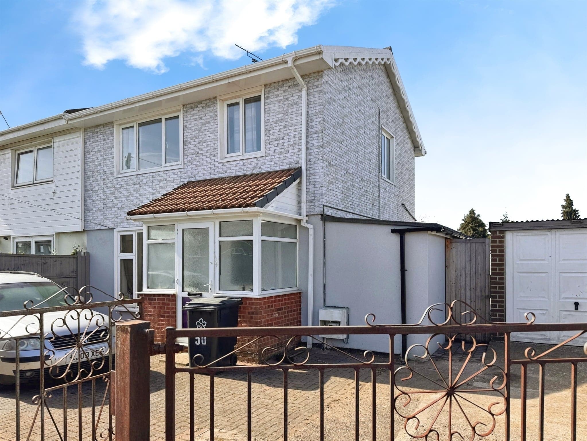 Property at Birds Nest Avenue, Leicester