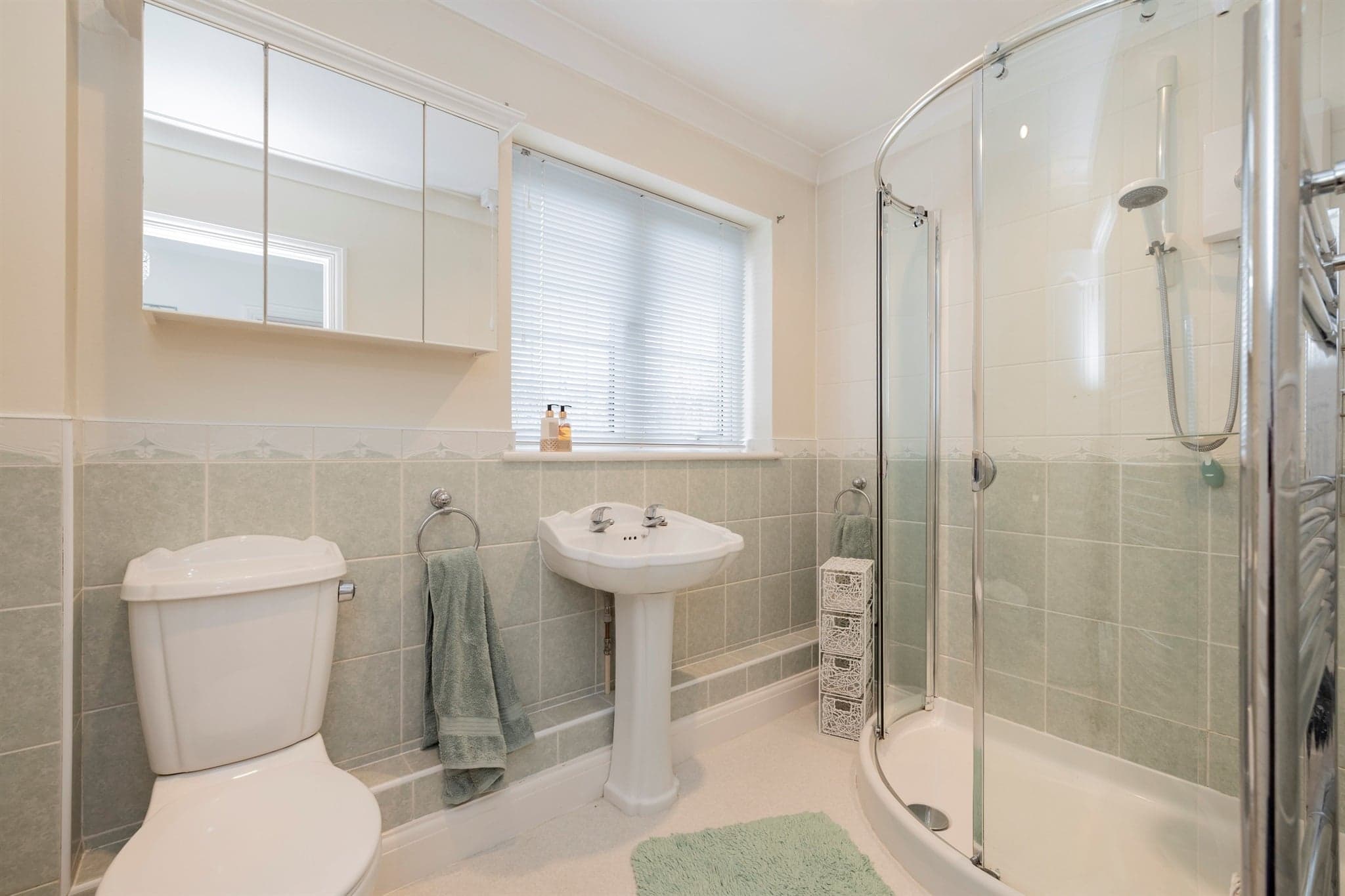 Property at Heather Rise, Bushey