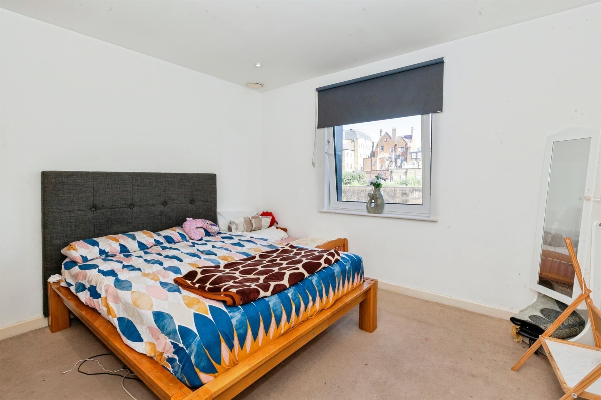 Property at Buckingham Gardens, Slough