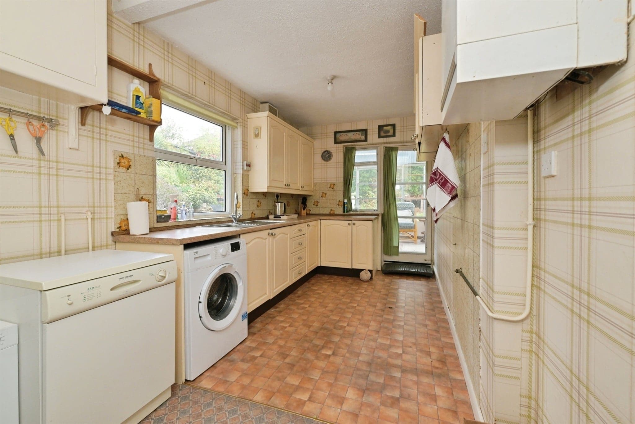 Property at Boughton Green Road, Northampton