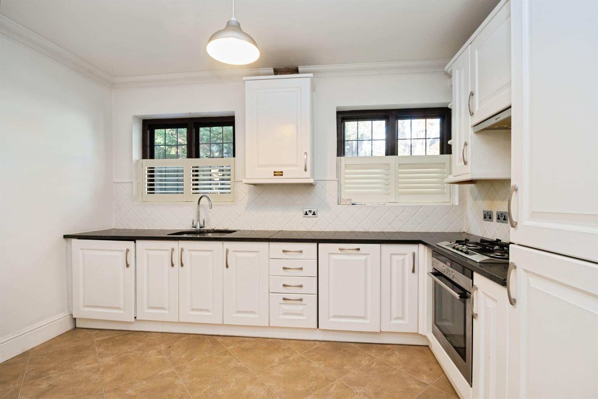 Property at Warwick Park, Tunbridge Wells