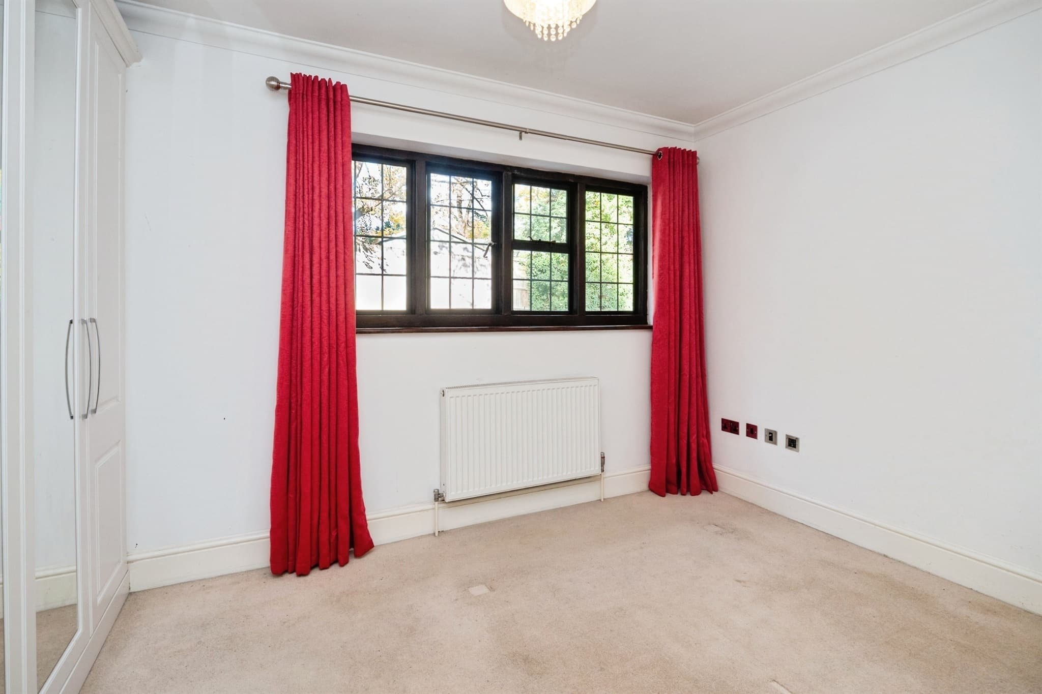 Property at Warwick Park, Tunbridge Wells