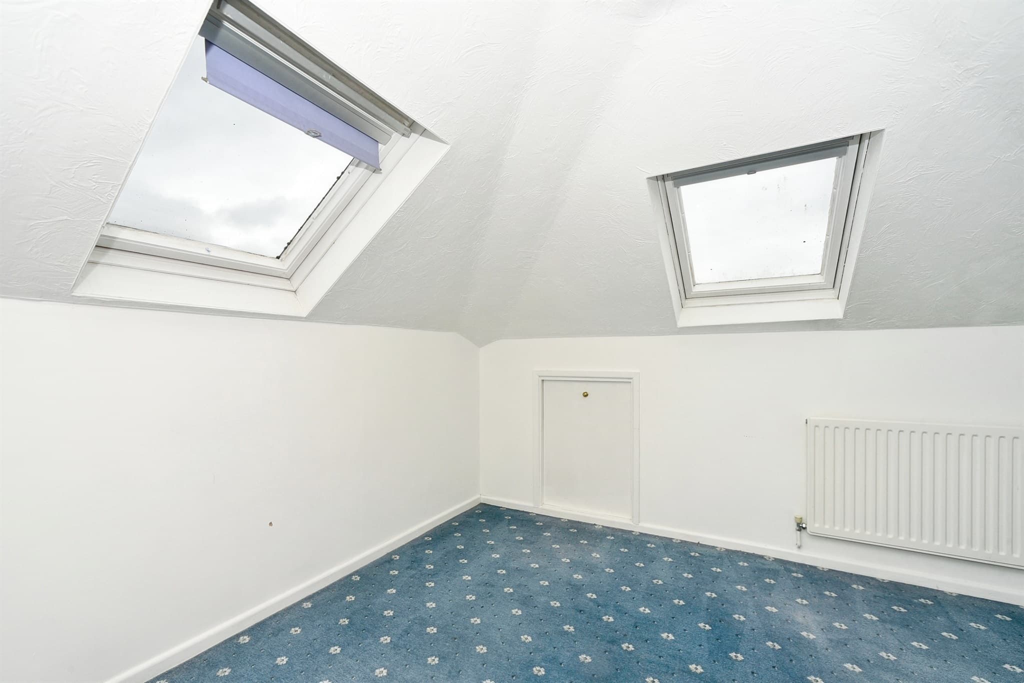 Property at Glenwood Close, Swindon