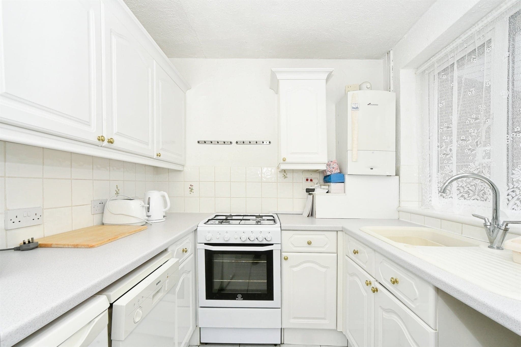 Property at Glenwood Close, Swindon
