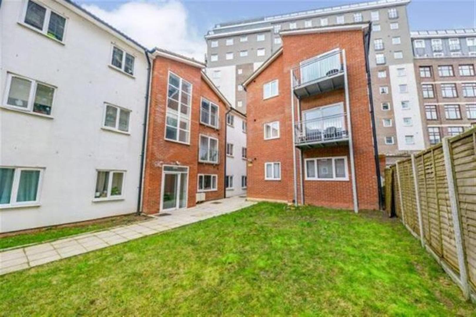 Property at Old Bedford Road, Luton