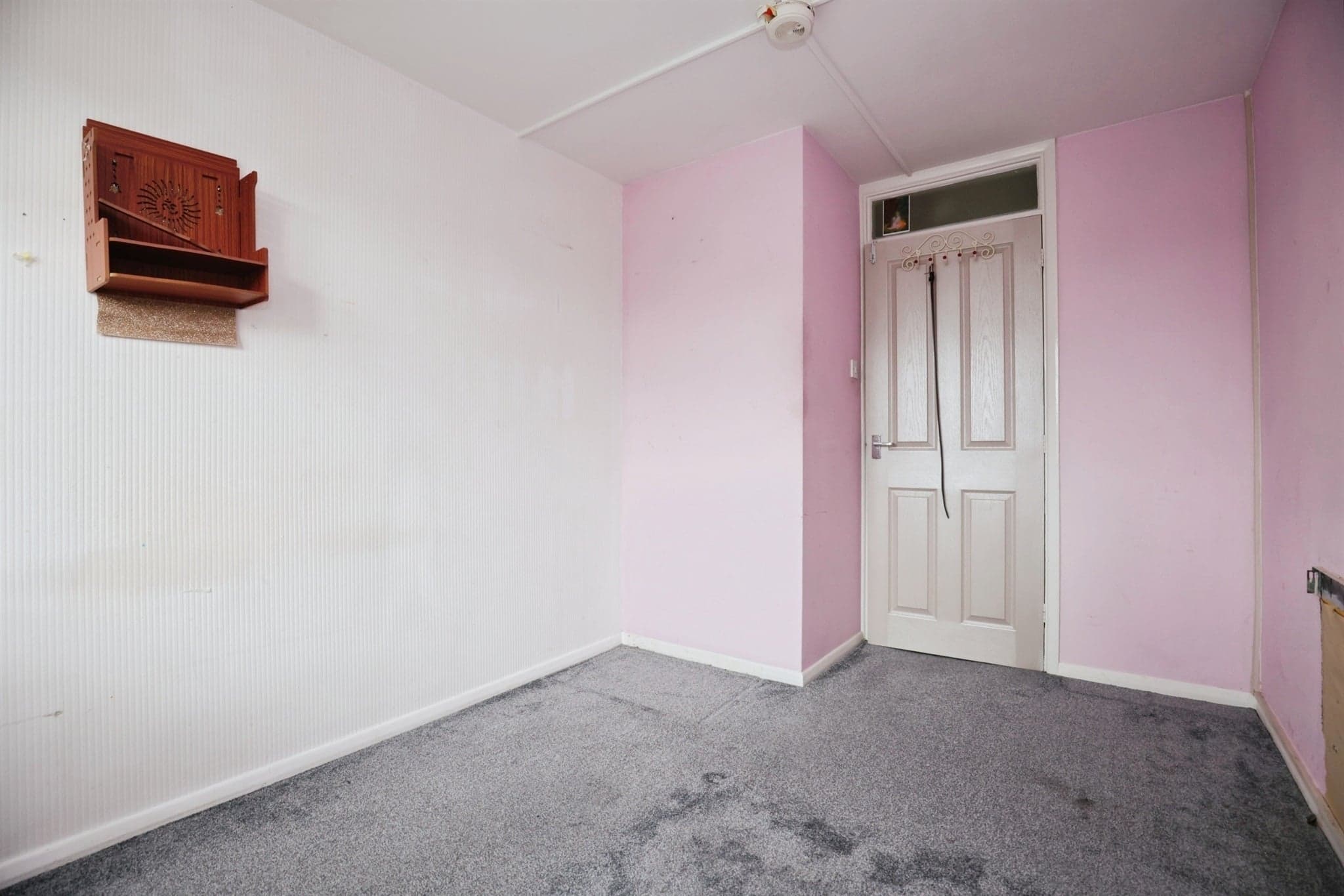 Property at Heathcote Road, Whitnash, Leamington Spa